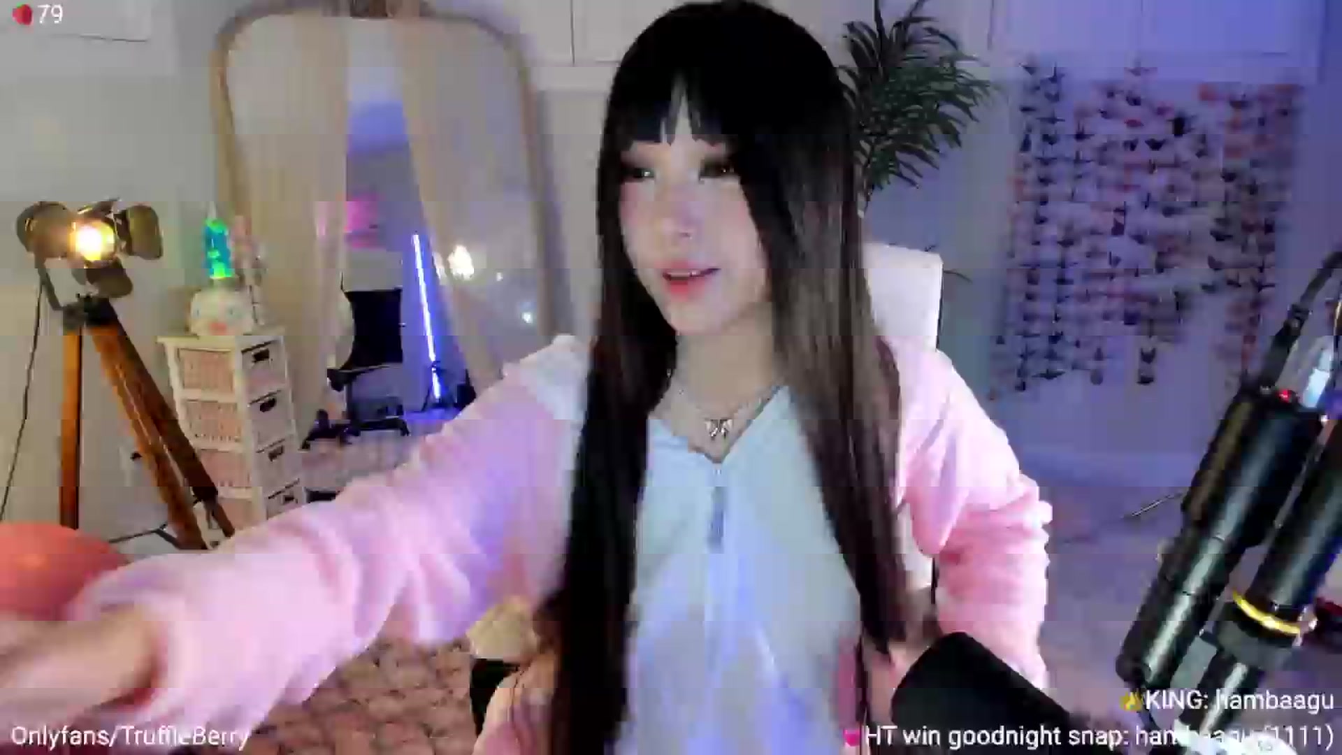 Gallery image thumbnail from AcaiBerry's myfreecams stream on, 09/25/2025, 04:51 image 16 of 20