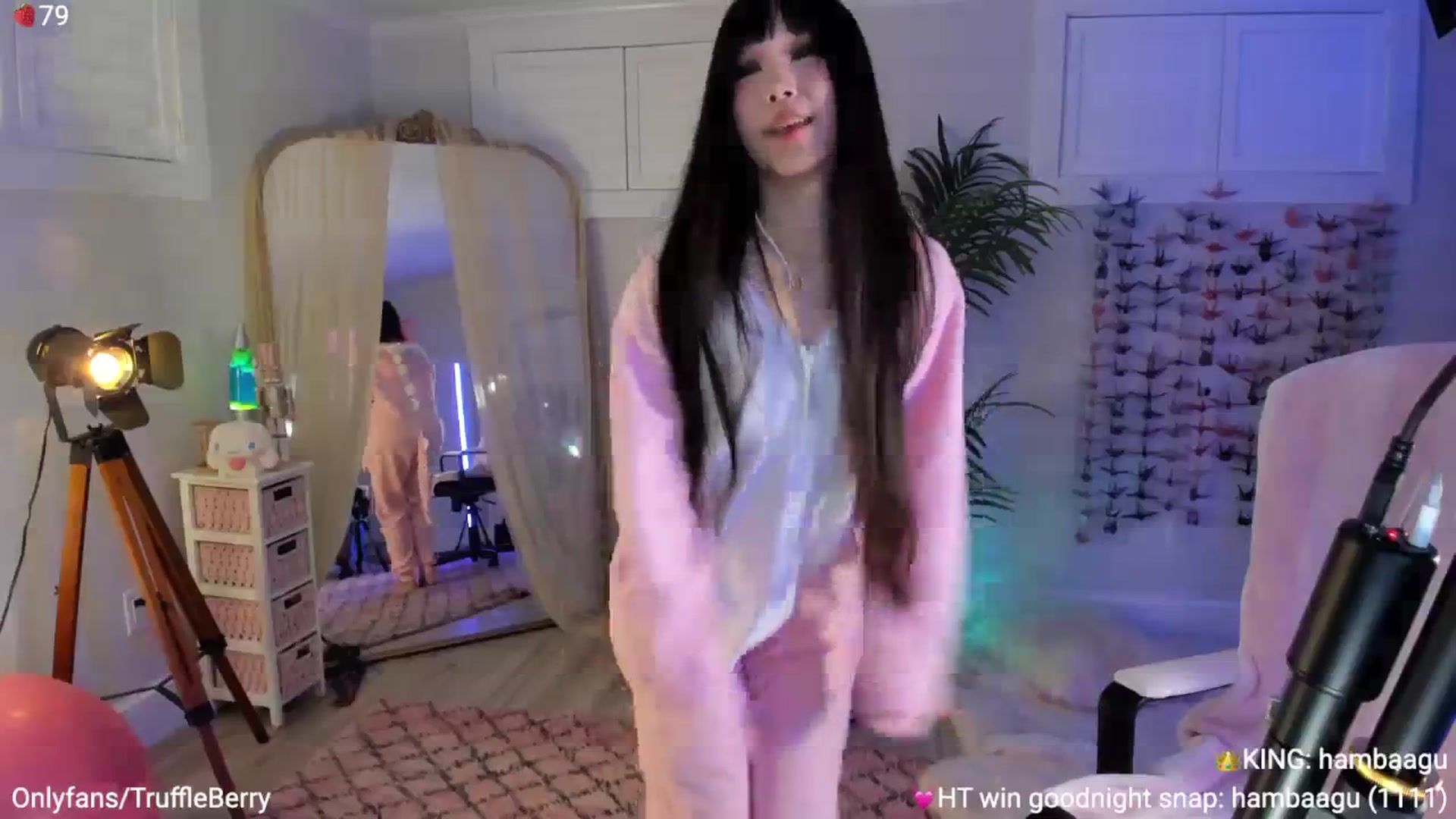 Gallery image thumbnail from AcaiBerry's myfreecams stream on, 09/25/2025, 04:51 image 18 of 20