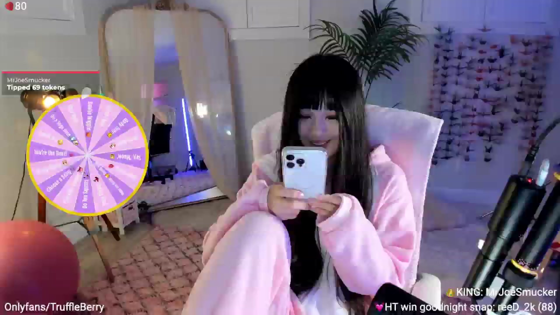 Gallery image thumbnail from AcaiBerry's myfreecams stream on, 09/25/2025, 04:51 image 8 of 20