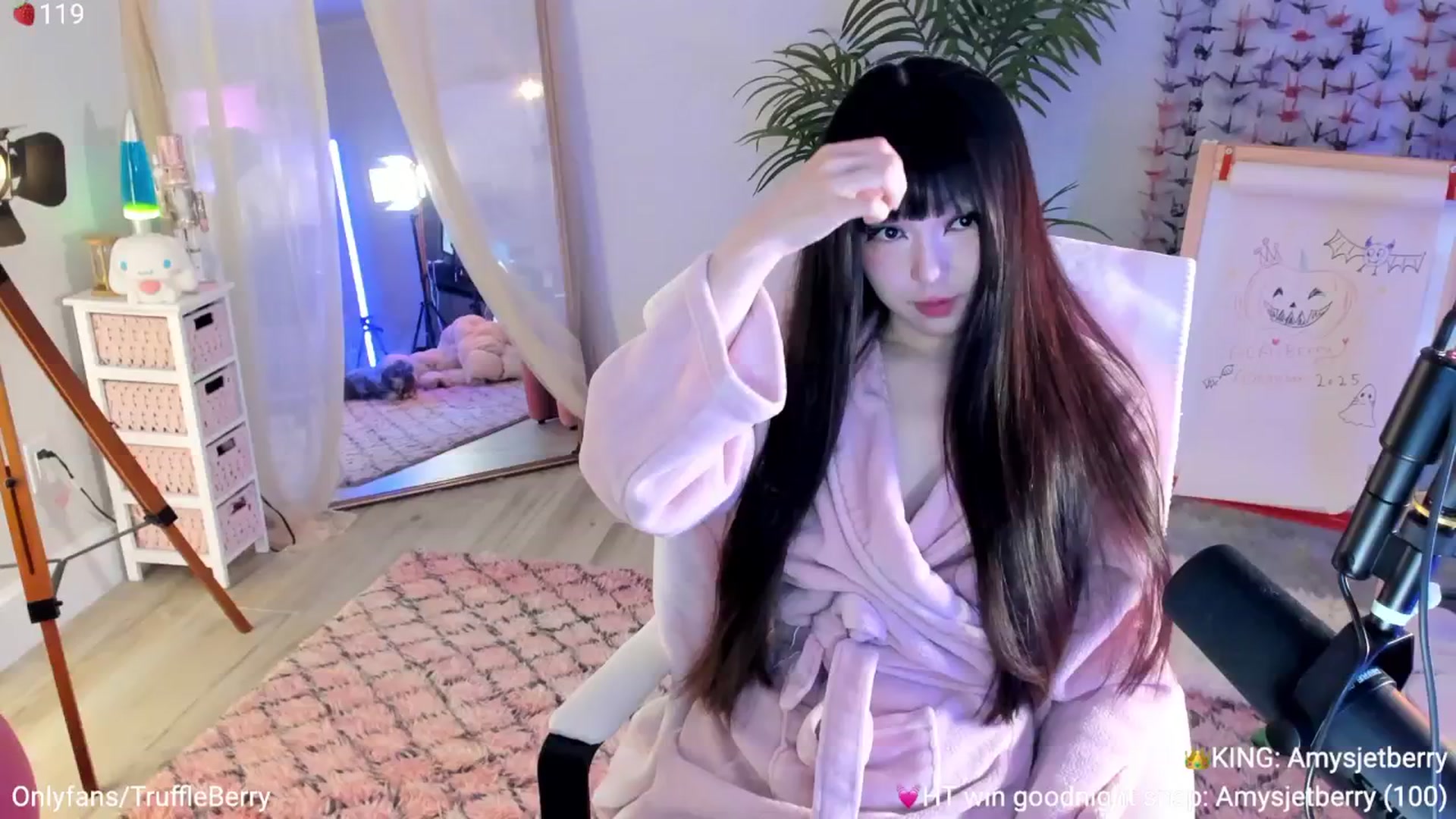 Gallery image thumbnail from AcaiBerry's myfreecams stream on, 11/16/2025, 07:24 image 1 of 20