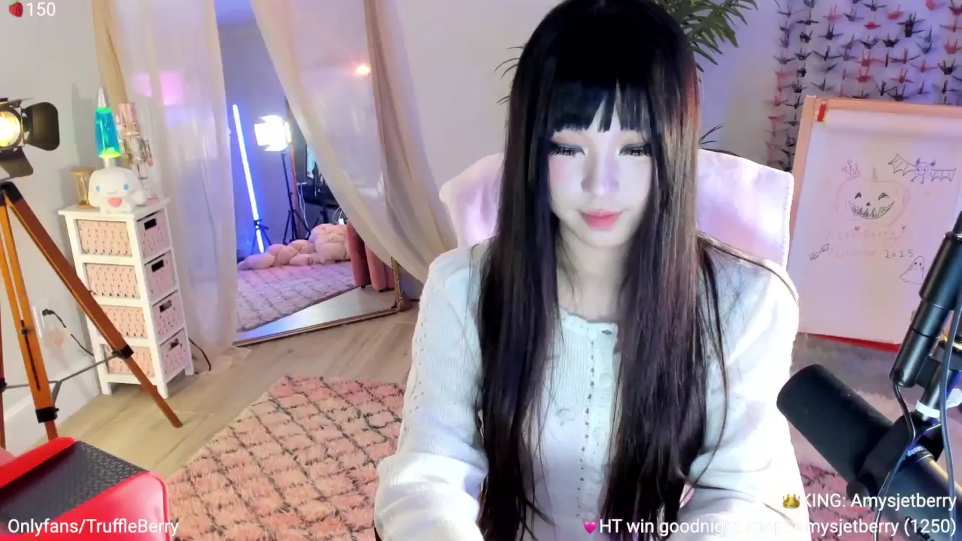 Gallery image thumbnail from AcaiBerry's myfreecams stream on, 11/20/2025, 07:33 image 6 of 20