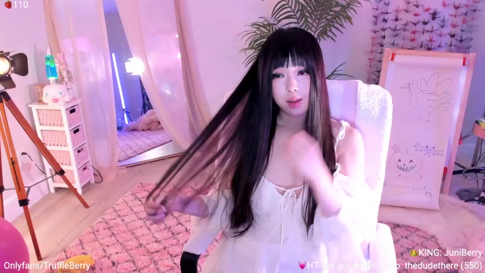Gallery image thumbnail from AcaiBerry's myfreecams stream on, 11/23/2025, 07:54 image 6 of 20
