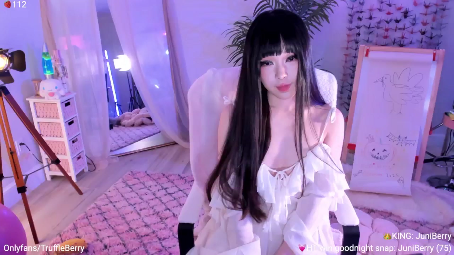Gallery image thumbnail from AcaiBerry's myfreecams stream on, 11/23/2025, 07:54 image 2 of 20