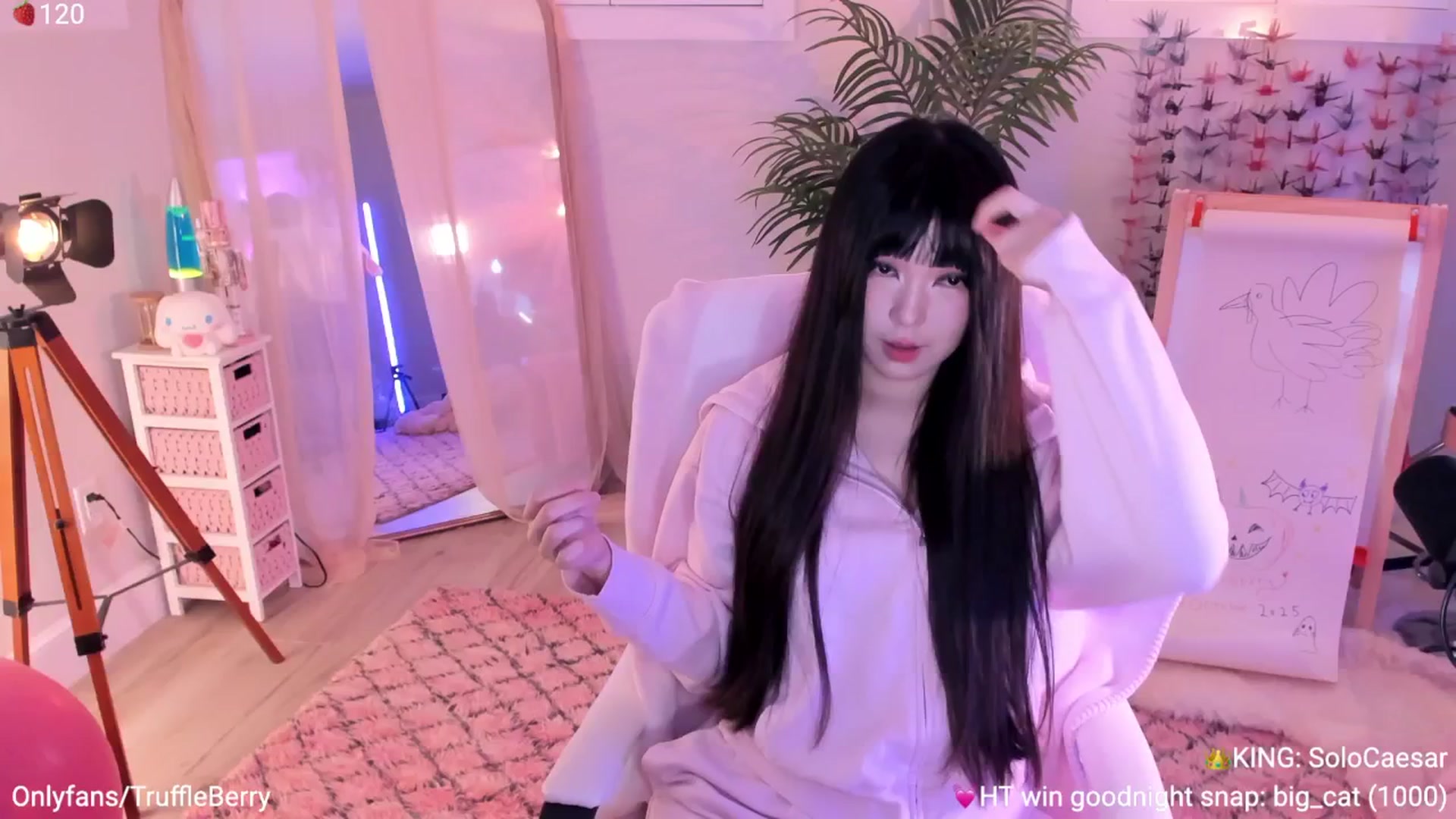 Gallery image thumbnail from AcaiBerry's myfreecams stream on, 11/27/2025, 07:39 image 5 of 20