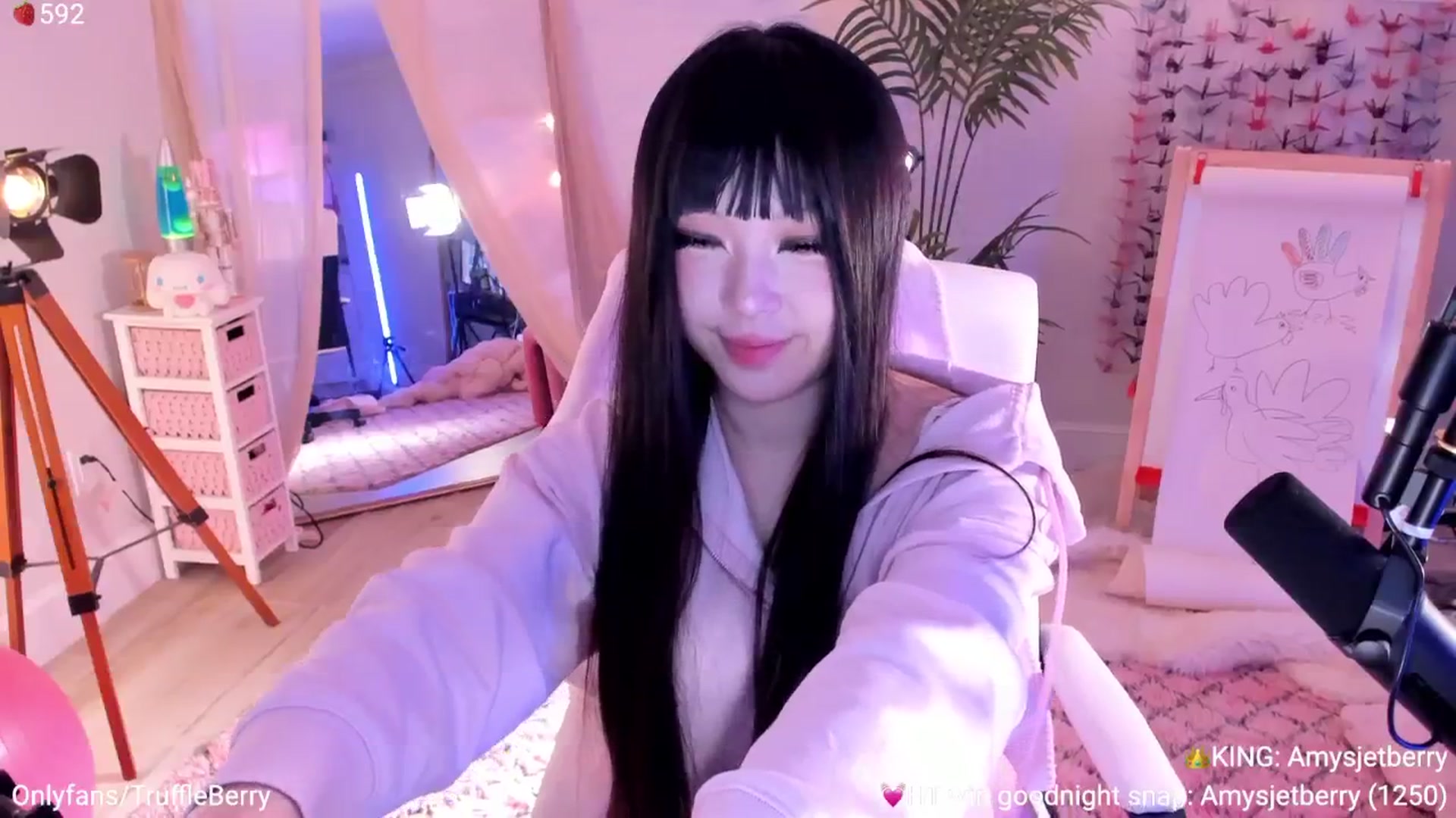 Gallery image thumbnail from AcaiBerry's myfreecams stream on, 12/06/2025, 07:58 image 20 of 20