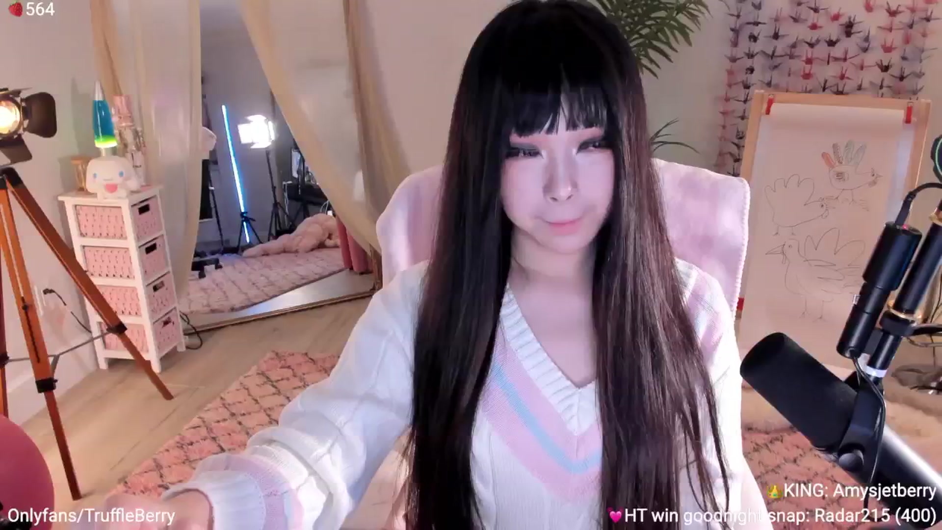 Gallery image thumbnail from AcaiBerry's myfreecams stream on, 12/07/2025, 07:15 image 8 of 20