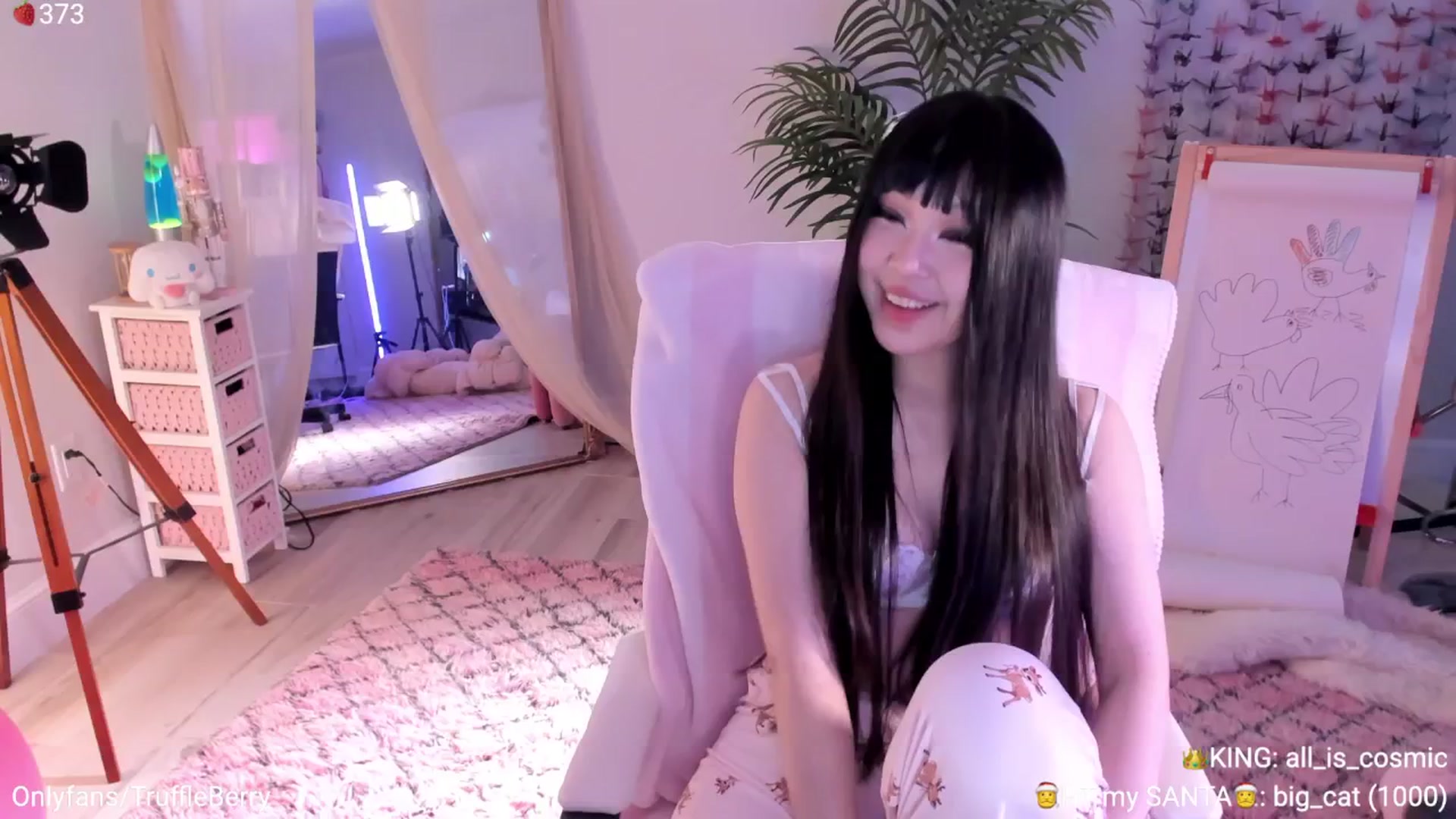 Gallery image thumbnail from AcaiBerry's myfreecams stream on, 12/20/2025, 07:51 image 1 of 20