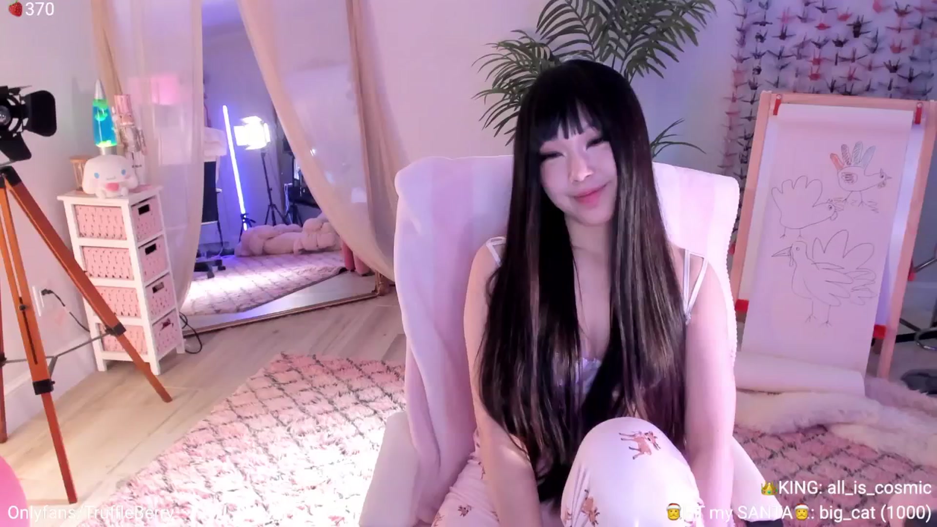 Gallery image thumbnail from AcaiBerry's myfreecams stream on, 12/20/2025, 07:51 image 3 of 20