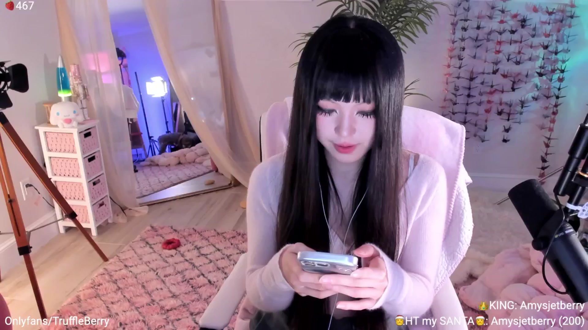 Gallery image thumbnail from AcaiBerry's myfreecams stream on, 01/04/2026, 07:58 image 2 of 20