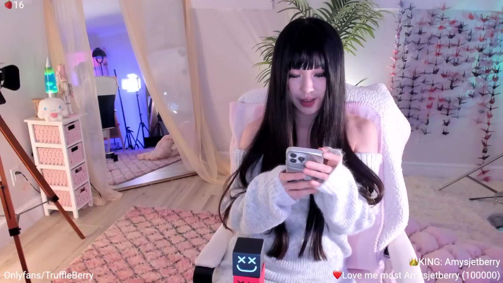 Gallery image thumbnail from AcaiBerry's myfreecams stream on, 01/10/2026, 08:20 image 6 of 20