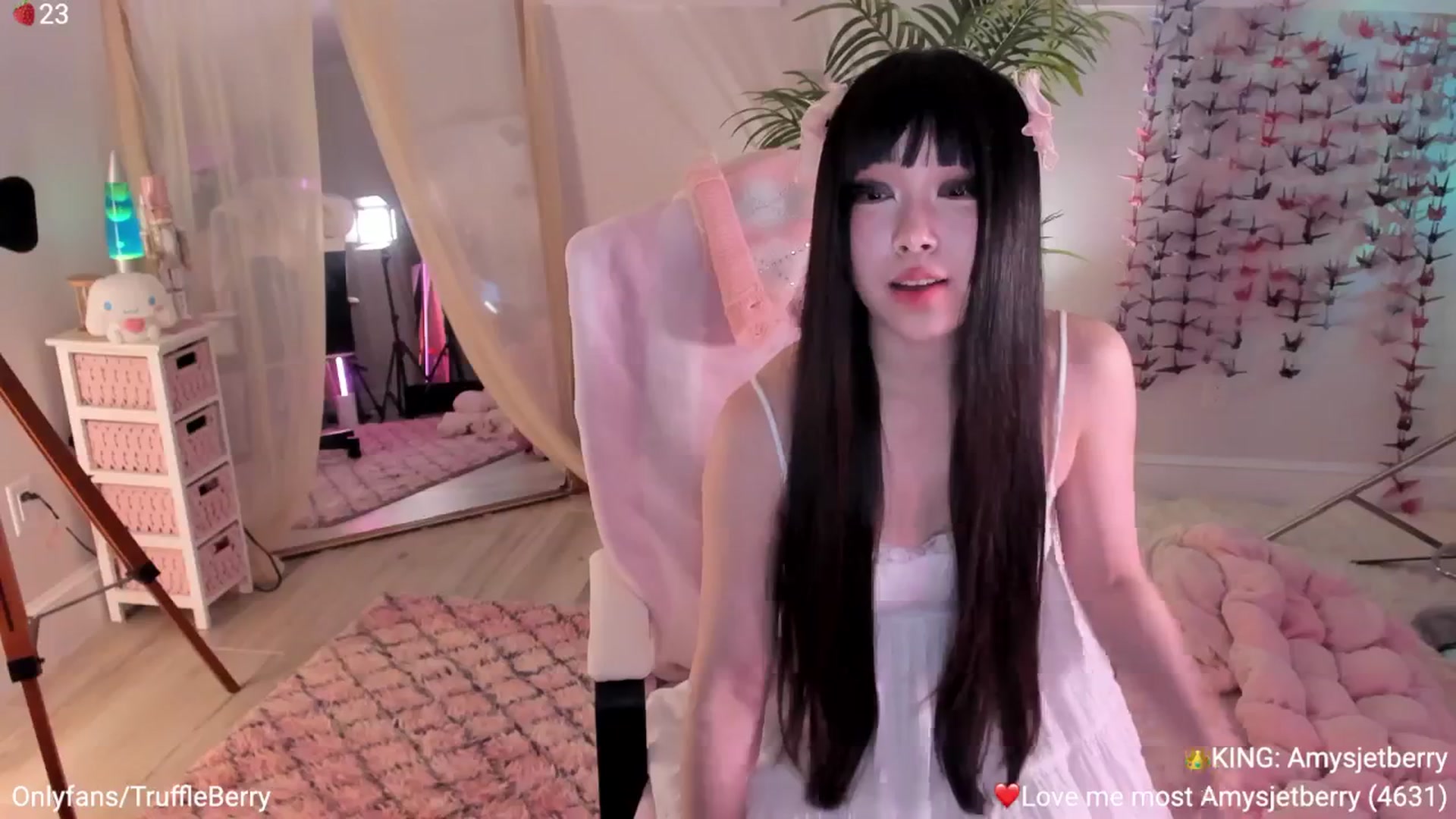Gallery image thumbnail from AcaiBerry's myfreecams stream on, 01/17/2026, 06:22 image 15 of 20