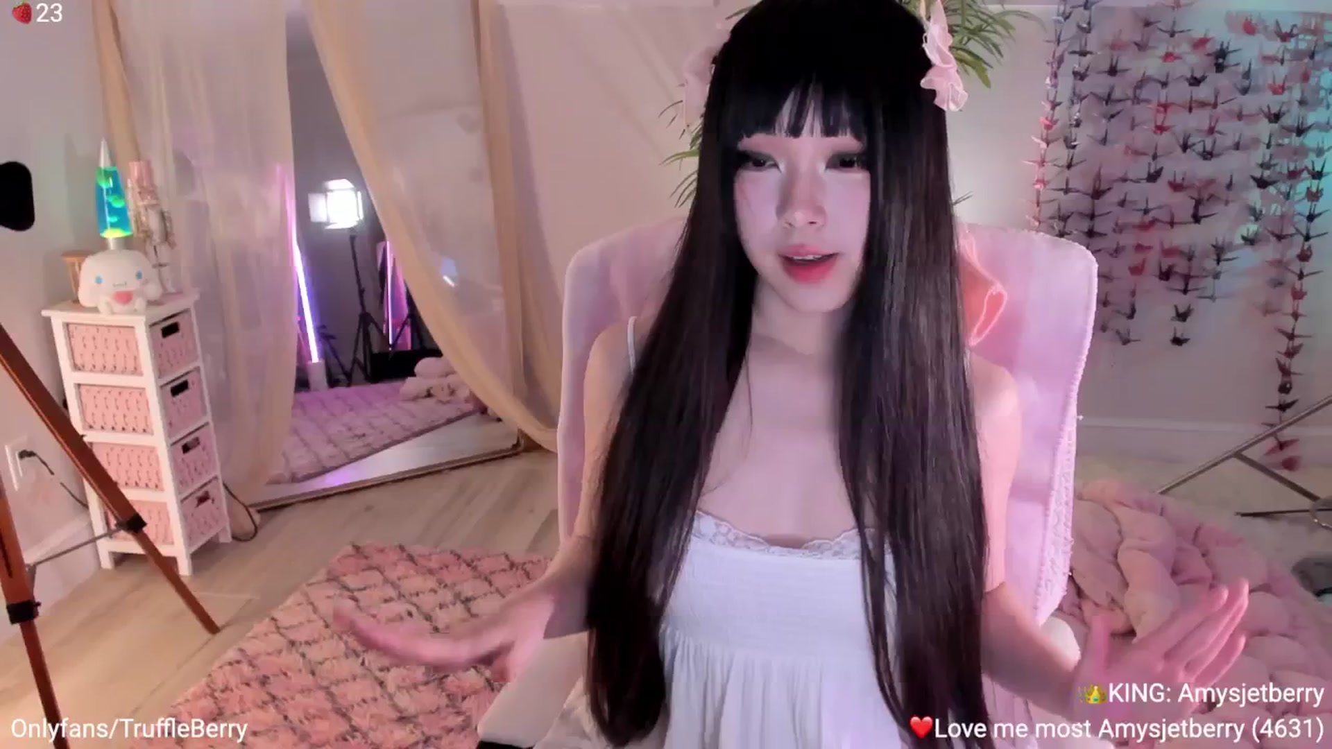 Gallery image thumbnail from AcaiBerry's myfreecams stream on, 01/17/2026, 06:22 image 14 of 20