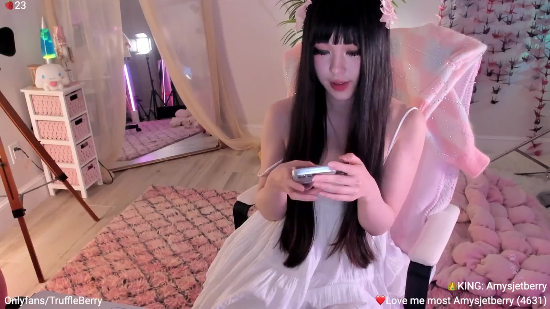 Gallery image thumbnail from AcaiBerry's myfreecams stream on, 01/17/2026, 06:22 image 10 of 20