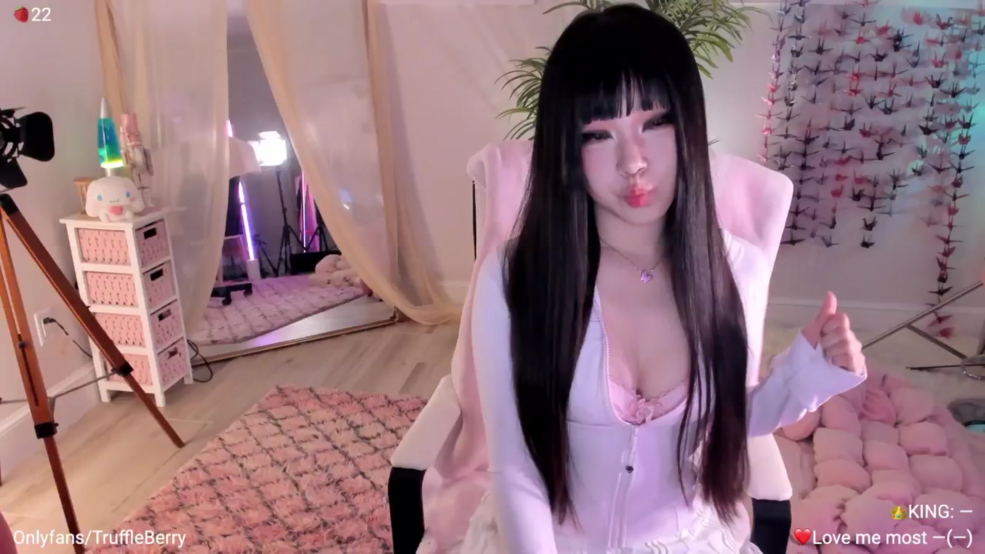 Gallery image thumbnail from AcaiBerry's myfreecams stream on, 01/18/2026, 08:25 image 2 of 20