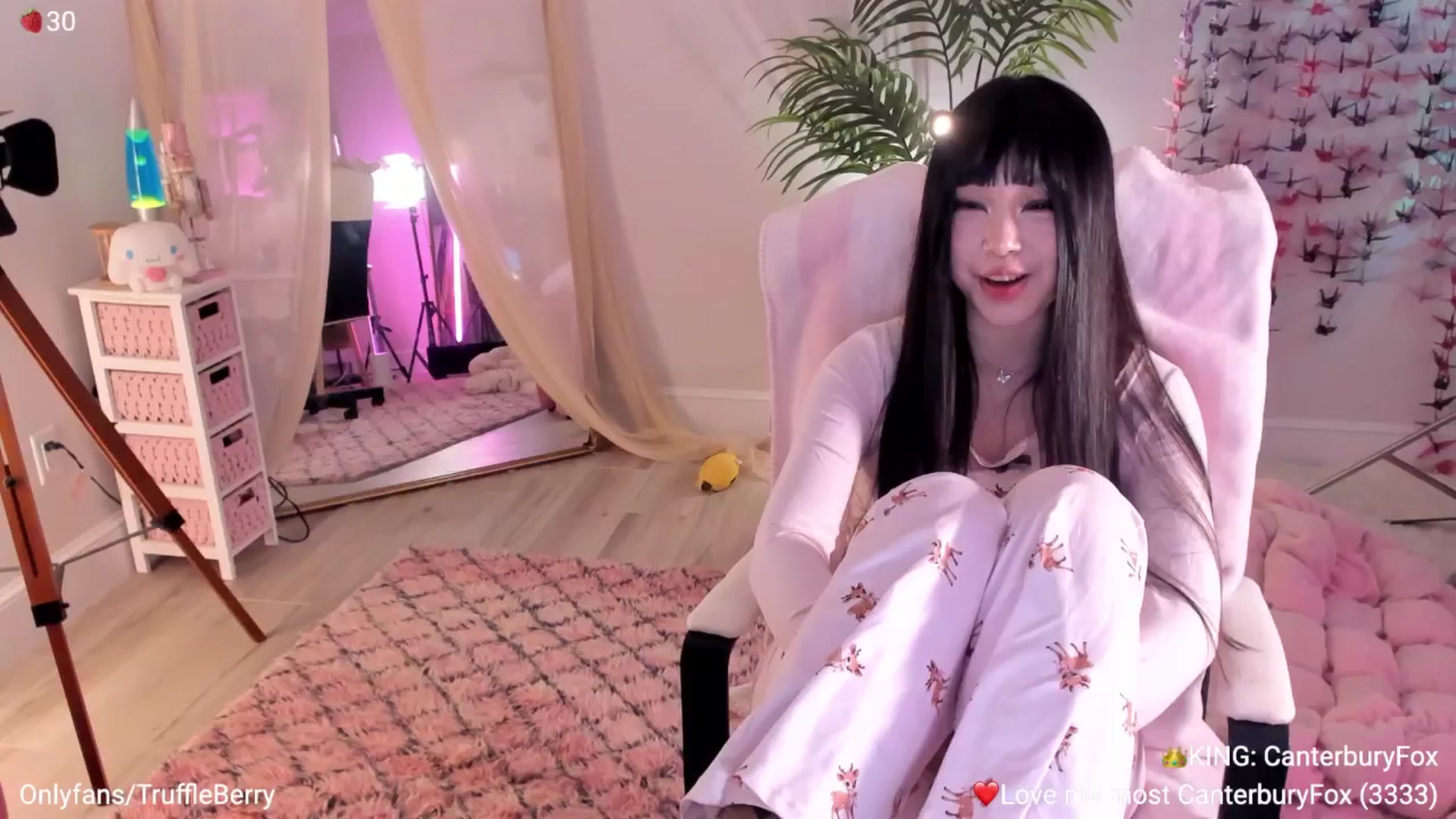 Gallery image thumbnail from AcaiBerry's myfreecams stream on, 01/24/2026, 06:30 image 18 of 20