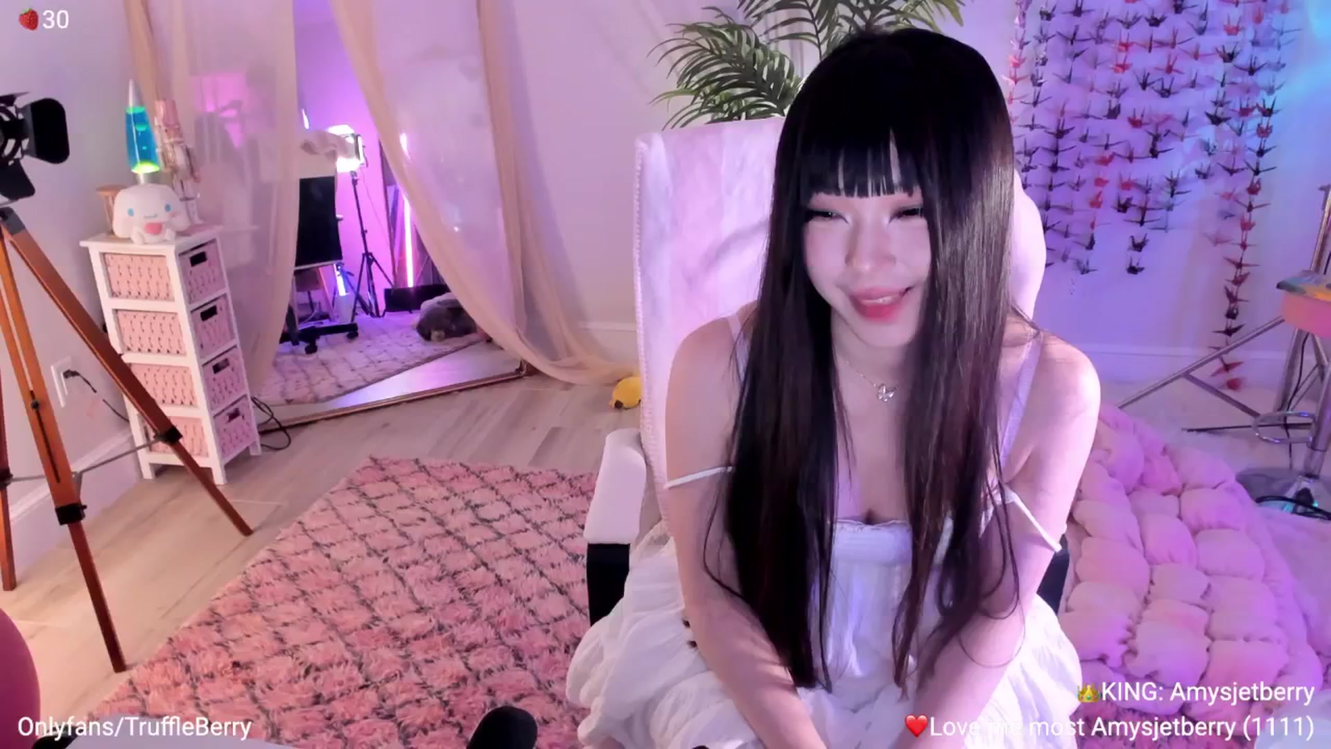 Gallery image thumbnail from AcaiBerry's myfreecams stream on, 01/25/2026, 06:45 image 18 of 20