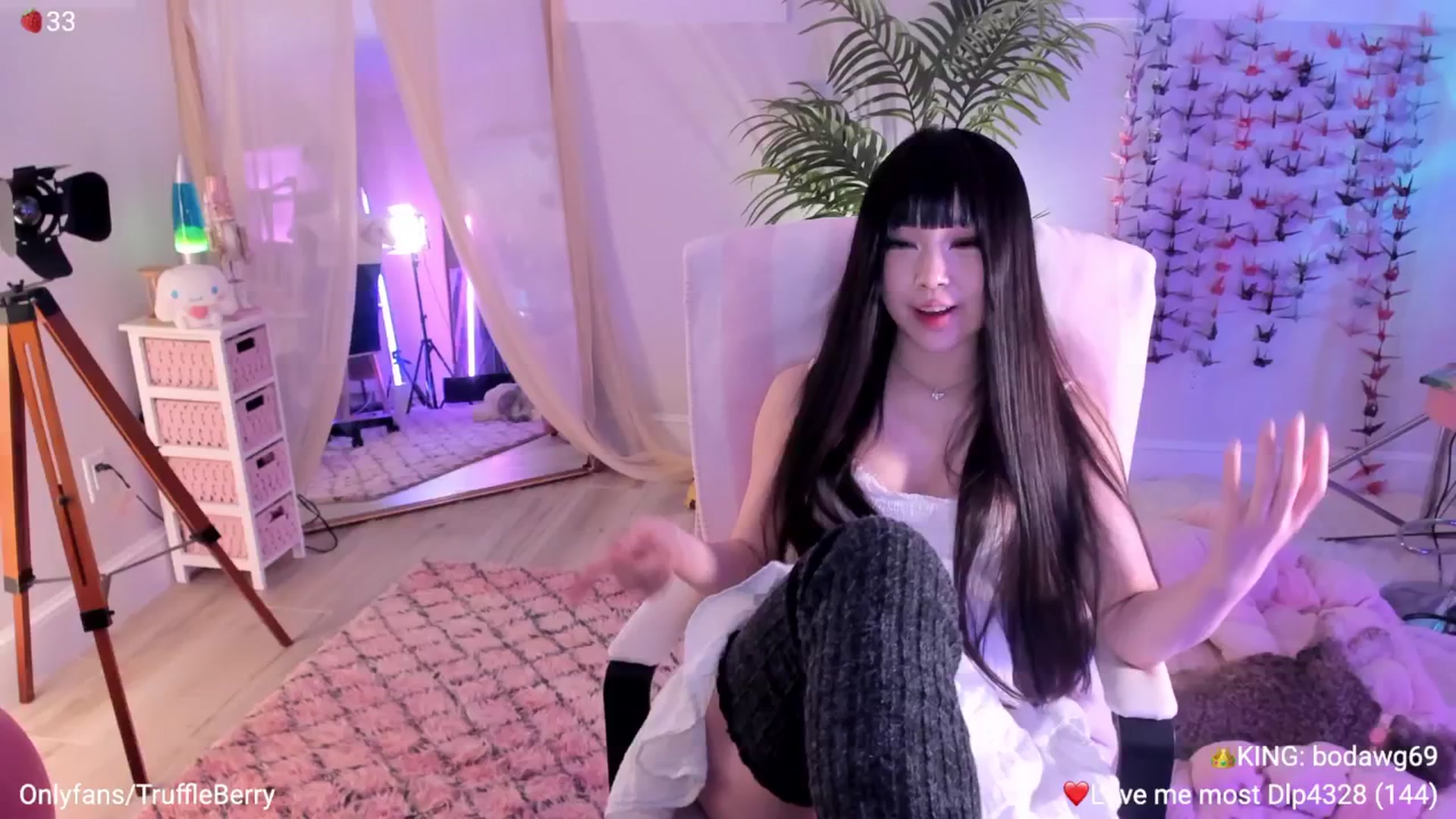 Gallery image thumbnail from AcaiBerry's myfreecams stream on, 01/25/2026, 06:45 image 10 of 20