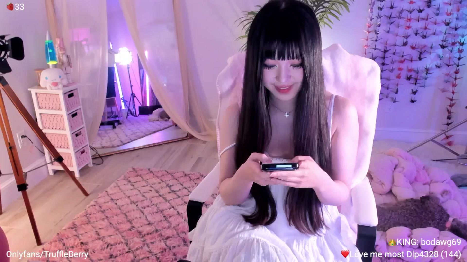Gallery image thumbnail from AcaiBerry's myfreecams stream on, 01/25/2026, 06:45 image 14 of 20