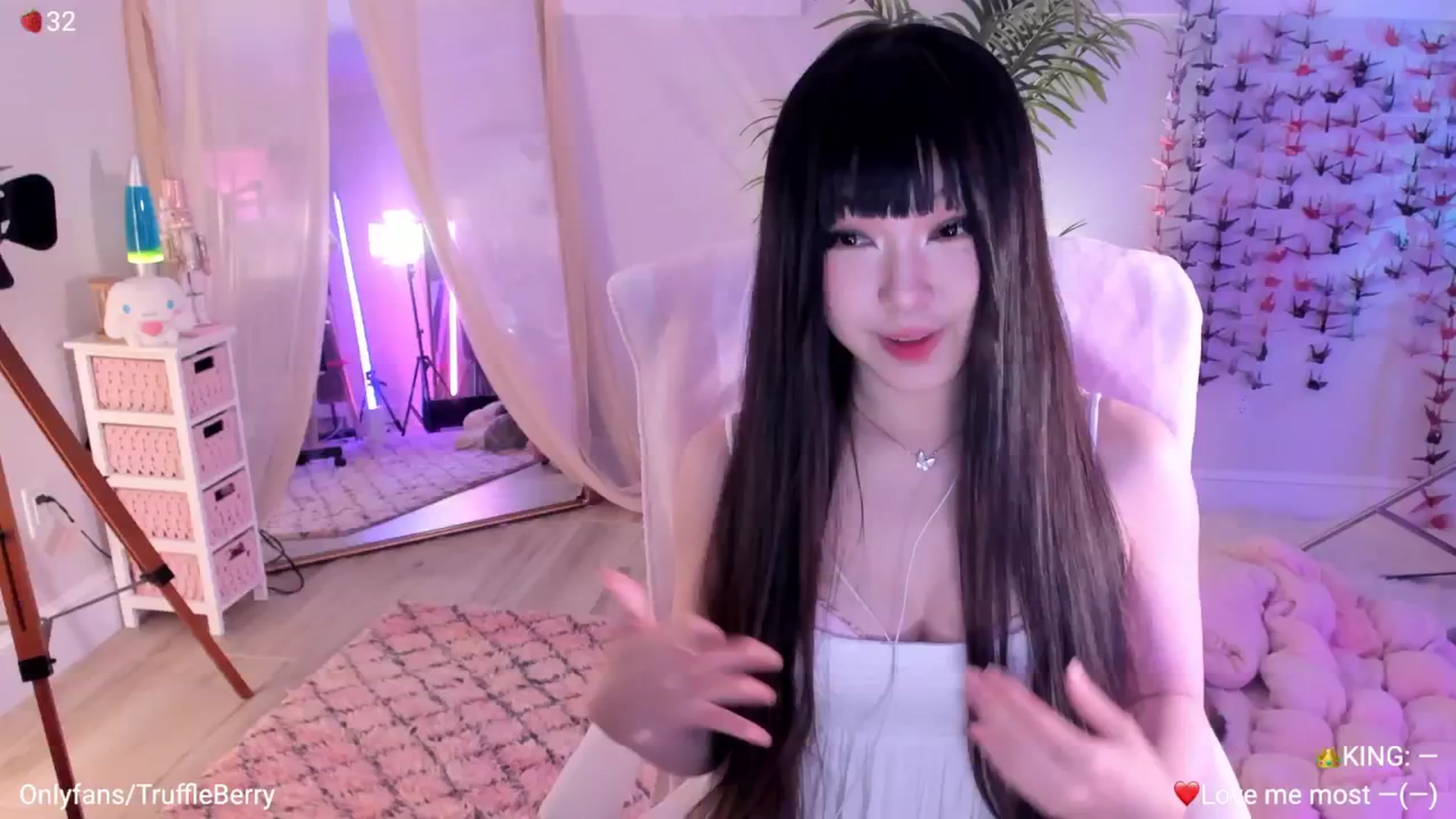 Gallery image thumbnail from AcaiBerry's myfreecams stream on, 01/25/2026, 06:45 image 1 of 20