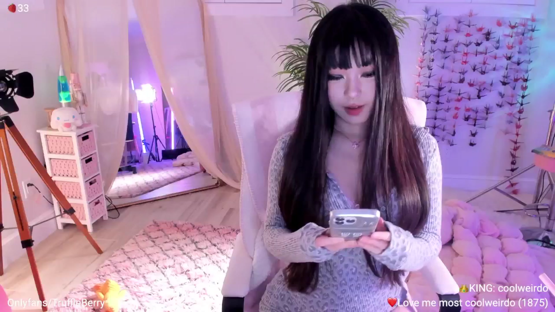 Gallery image thumbnail from AcaiBerry's myfreecams stream on, 01/29/2026, 06:55 image 16 of 20