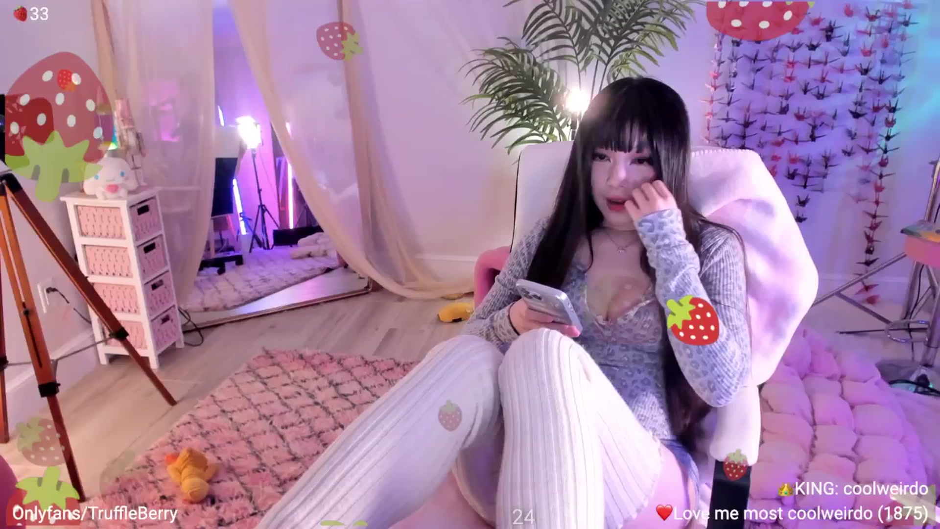 Gallery image thumbnail from AcaiBerry's myfreecams stream on, 01/29/2026, 06:55 image 5 of 20