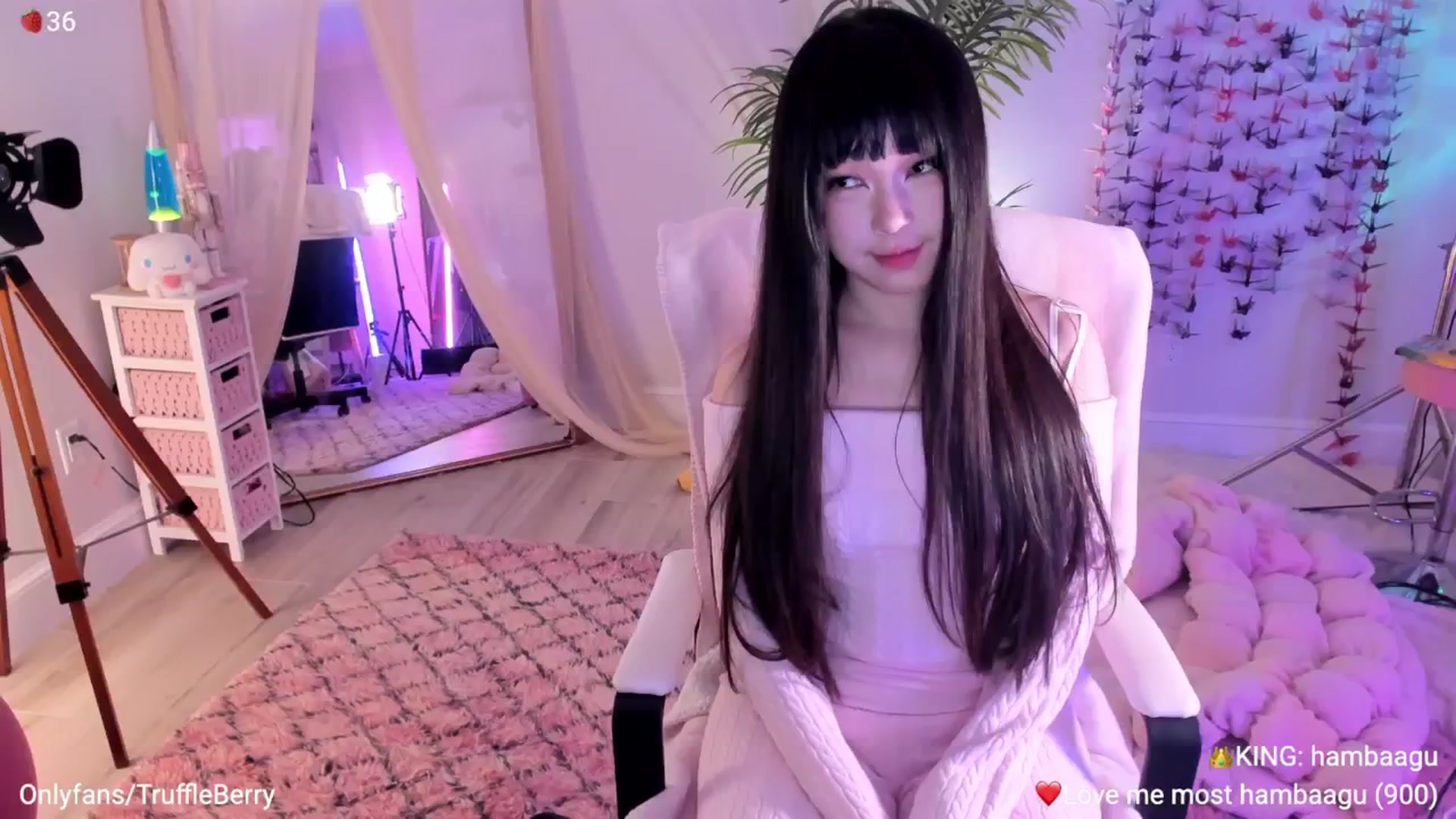 Gallery image thumbnail from AcaiBerry's myfreecams stream on, 01/31/2026, 06:06 image 15 of 20