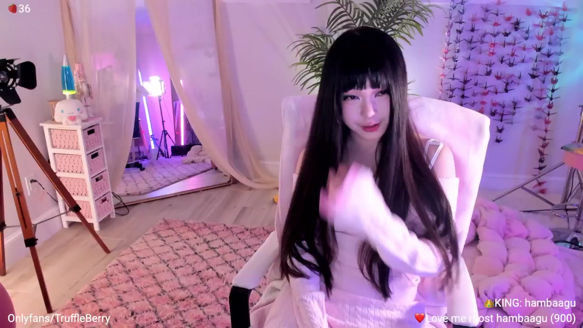 Gallery image thumbnail from AcaiBerry's myfreecams stream on, 01/31/2026, 06:06 image 9 of 20