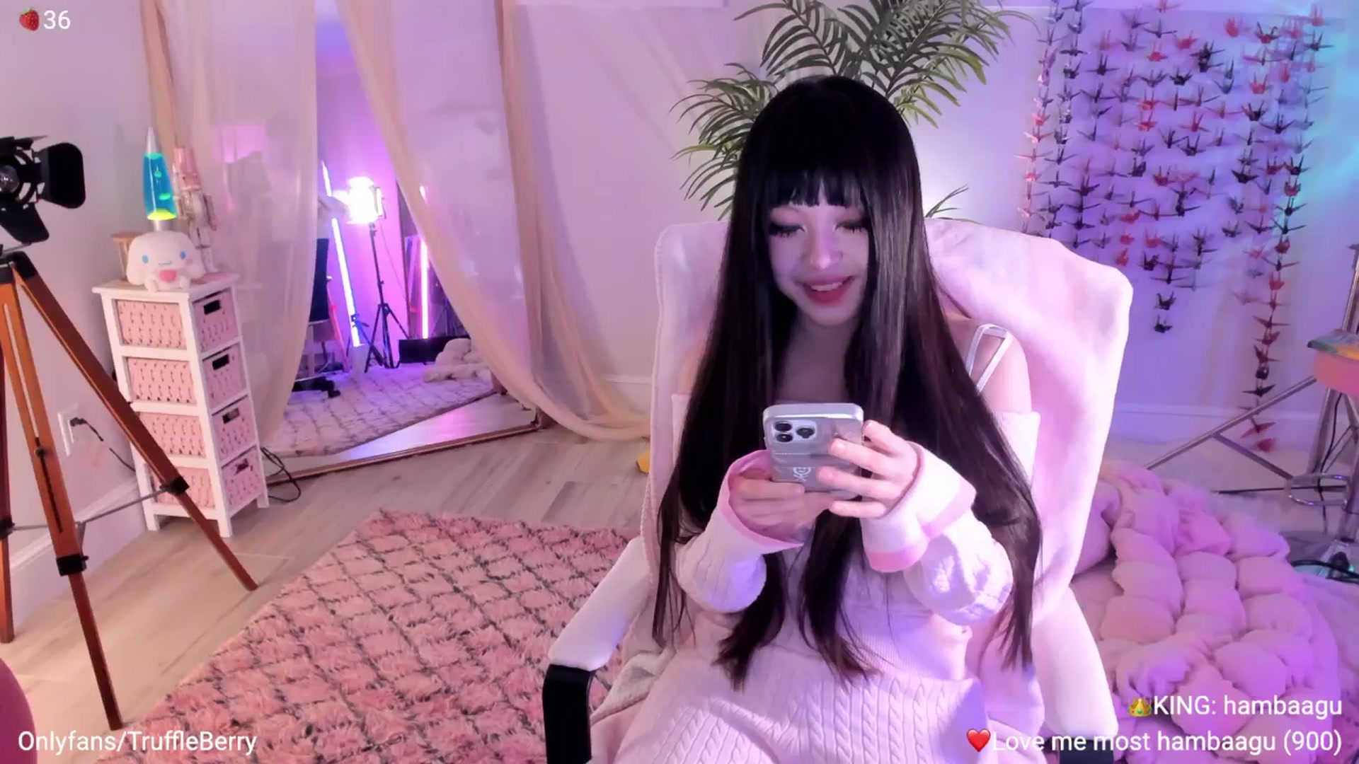 Gallery image thumbnail from AcaiBerry's myfreecams stream on, 01/31/2026, 06:06 image 12 of 20