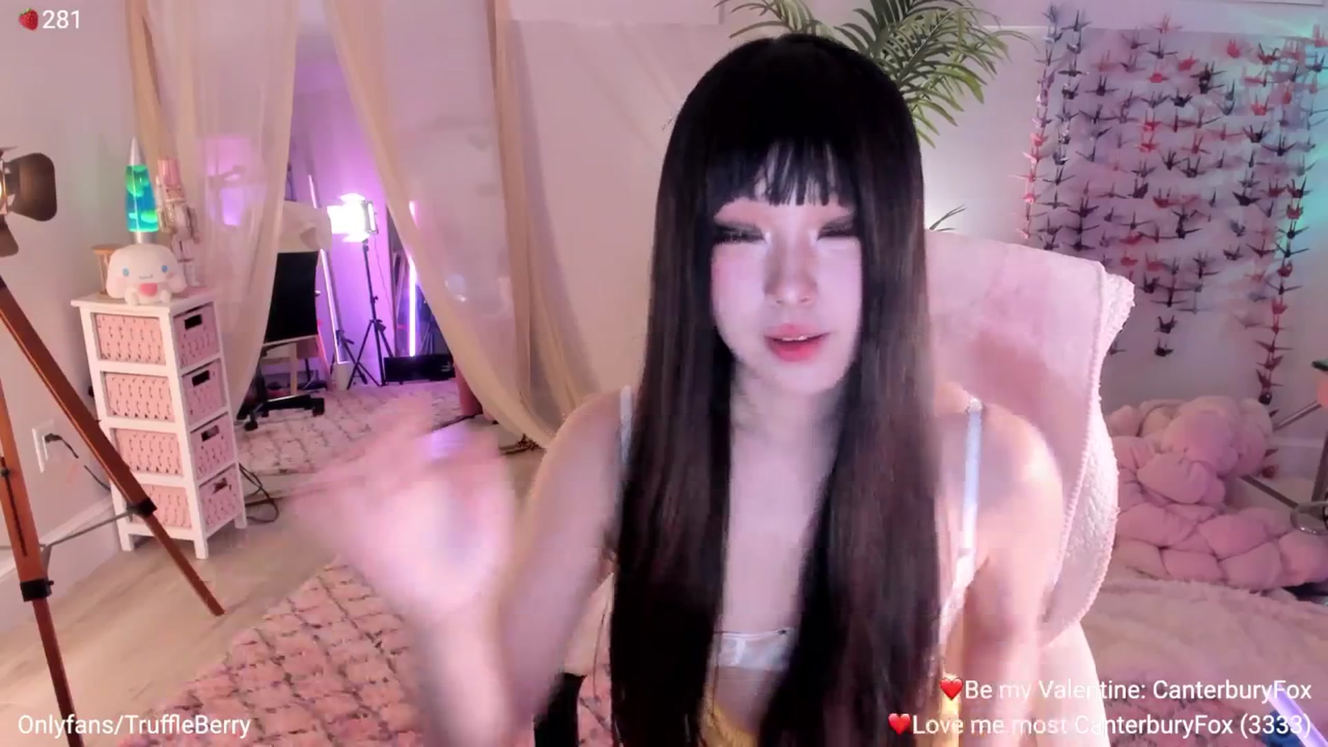 Gallery image thumbnail from AcaiBerry's myfreecams stream on, 02/07/2026, 07:35 image 16 of 20