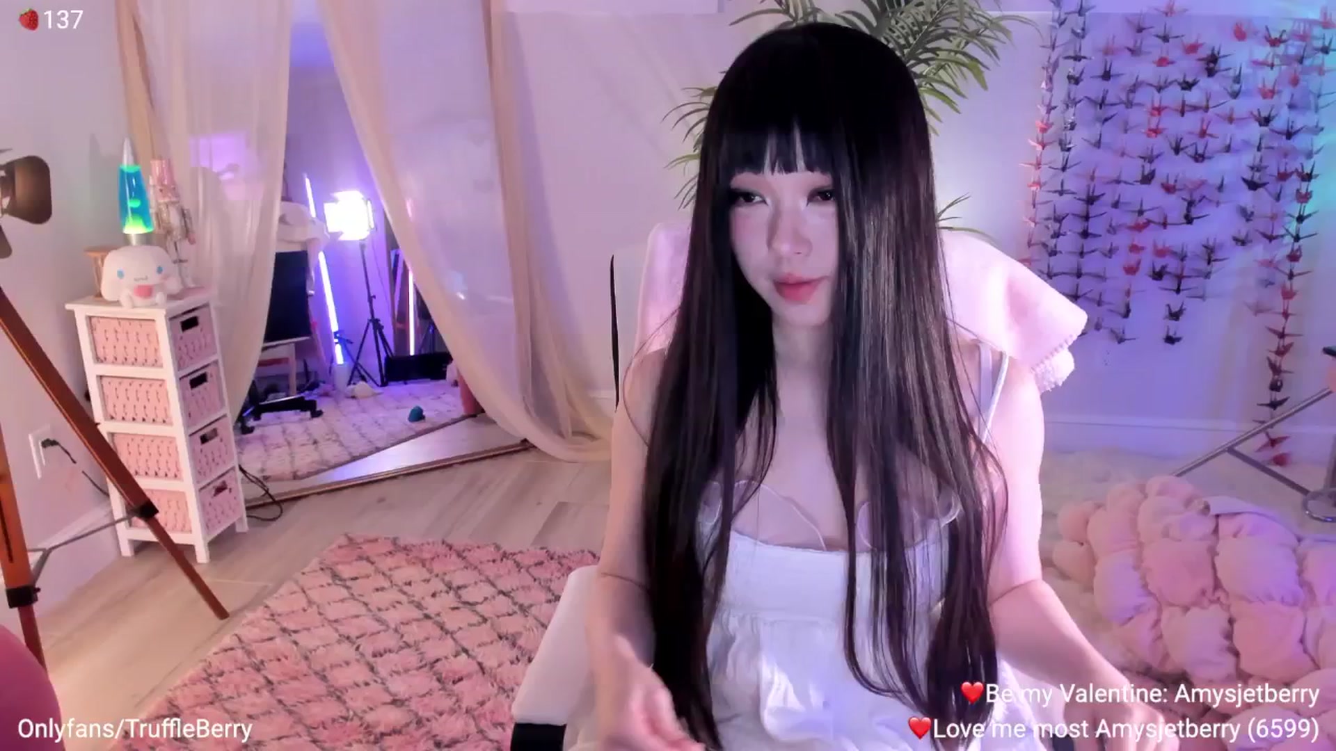 Gallery image thumbnail from AcaiBerry's myfreecams stream on, 02/12/2026, 05:53 image 11 of 20