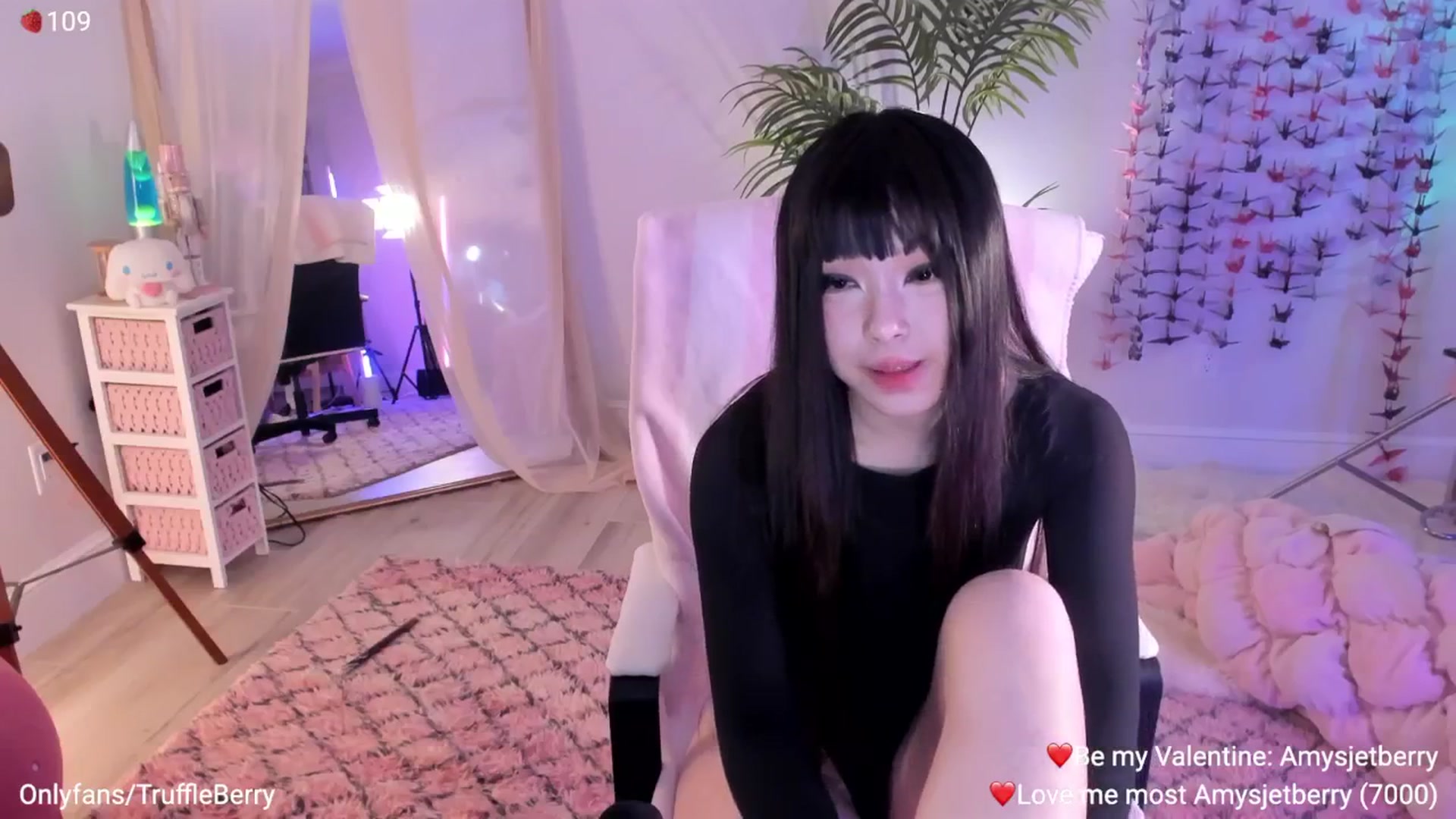 Gallery image thumbnail from AcaiBerry's myfreecams stream on, 02/14/2026, 08:16 image 16 of 20