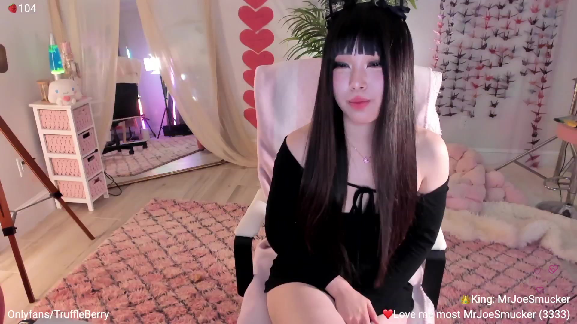 Gallery image thumbnail from AcaiBerry's myfreecams stream on, 02/26/2026, 07:02 image 9 of 20