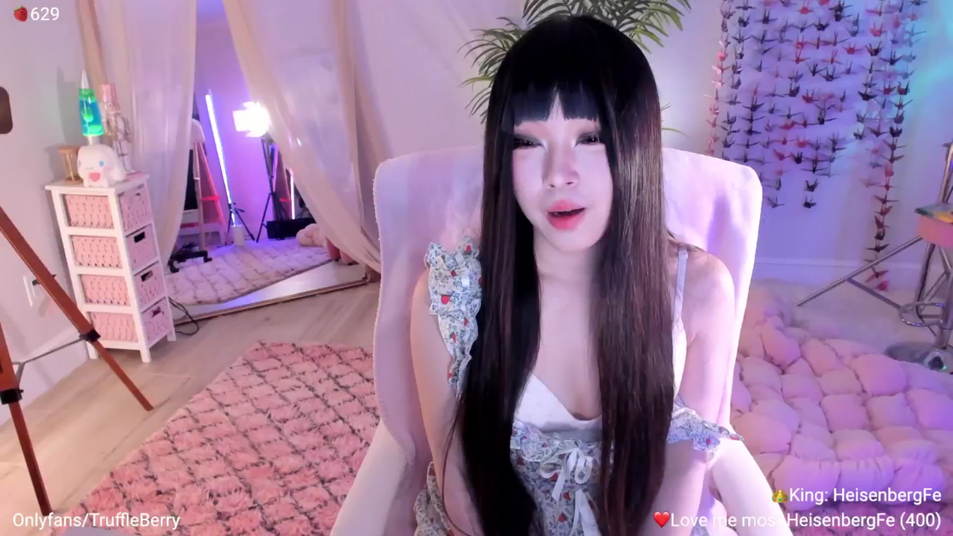 Gallery image thumbnail from AcaiBerry's myfreecams stream on, 03/07/2026, 07:30 image 3 of 20