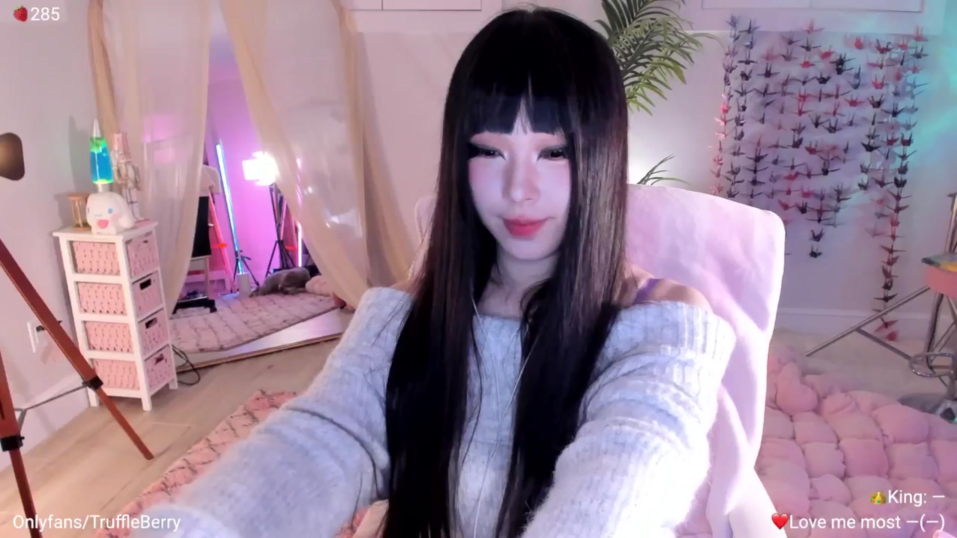 Gallery image thumbnail from AcaiBerry's myfreecams stream on, 03/12/2026, 06:03 image 1 of 20
