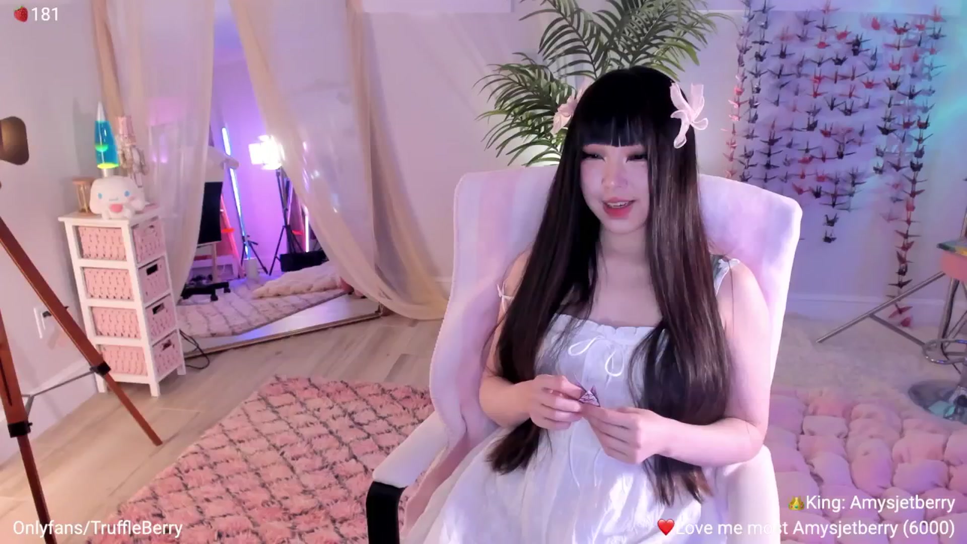 Gallery image thumbnail from AcaiBerry's myfreecams stream on, 03/14/2026, 06:31 image 2 of 20