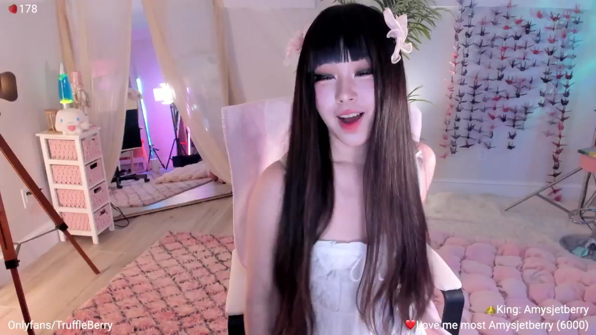 Gallery image thumbnail from AcaiBerry's myfreecams stream on, 03/14/2026, 06:31 image 3 of 20
