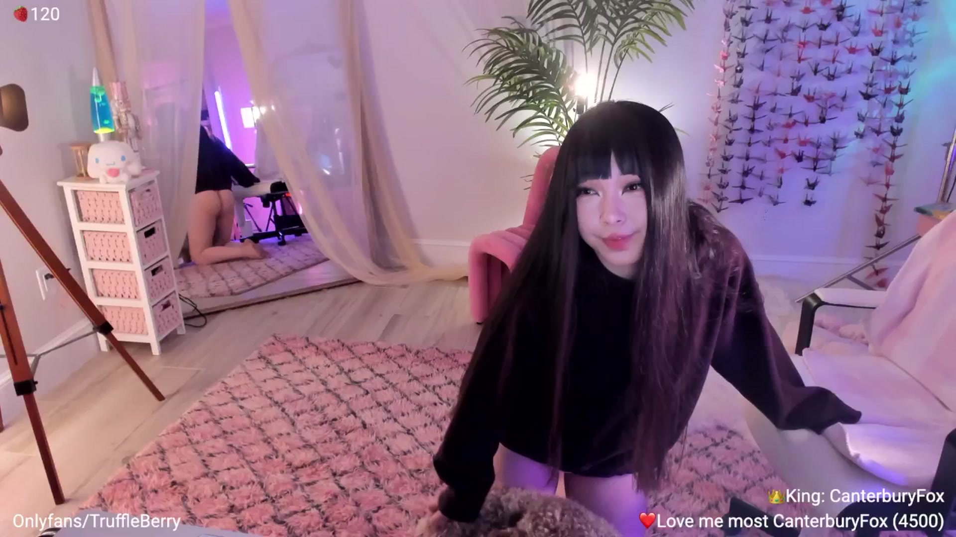 Gallery image thumbnail from AcaiBerry's myfreecams stream on, 03/19/2026, 05:06 image 17 of 20