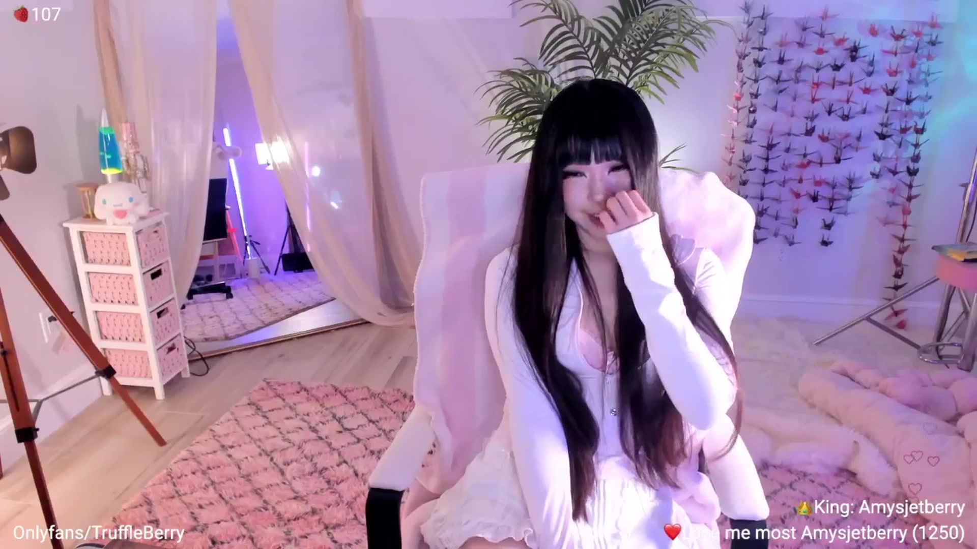 Gallery image thumbnail from AcaiBerry's myfreecams stream on, 03/28/2026, 05:07 image 10 of 20