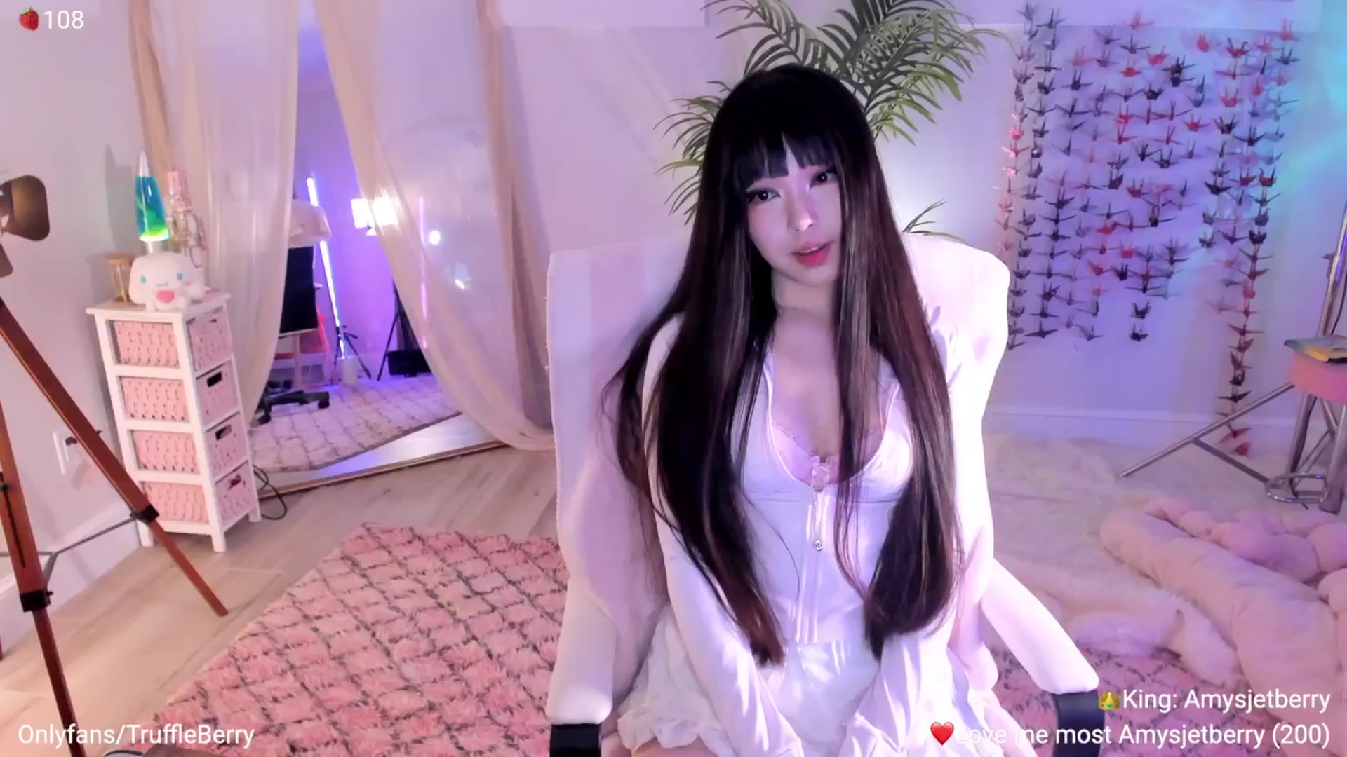 Gallery image thumbnail from AcaiBerry's myfreecams stream on, 03/28/2026, 05:07 image 1 of 20