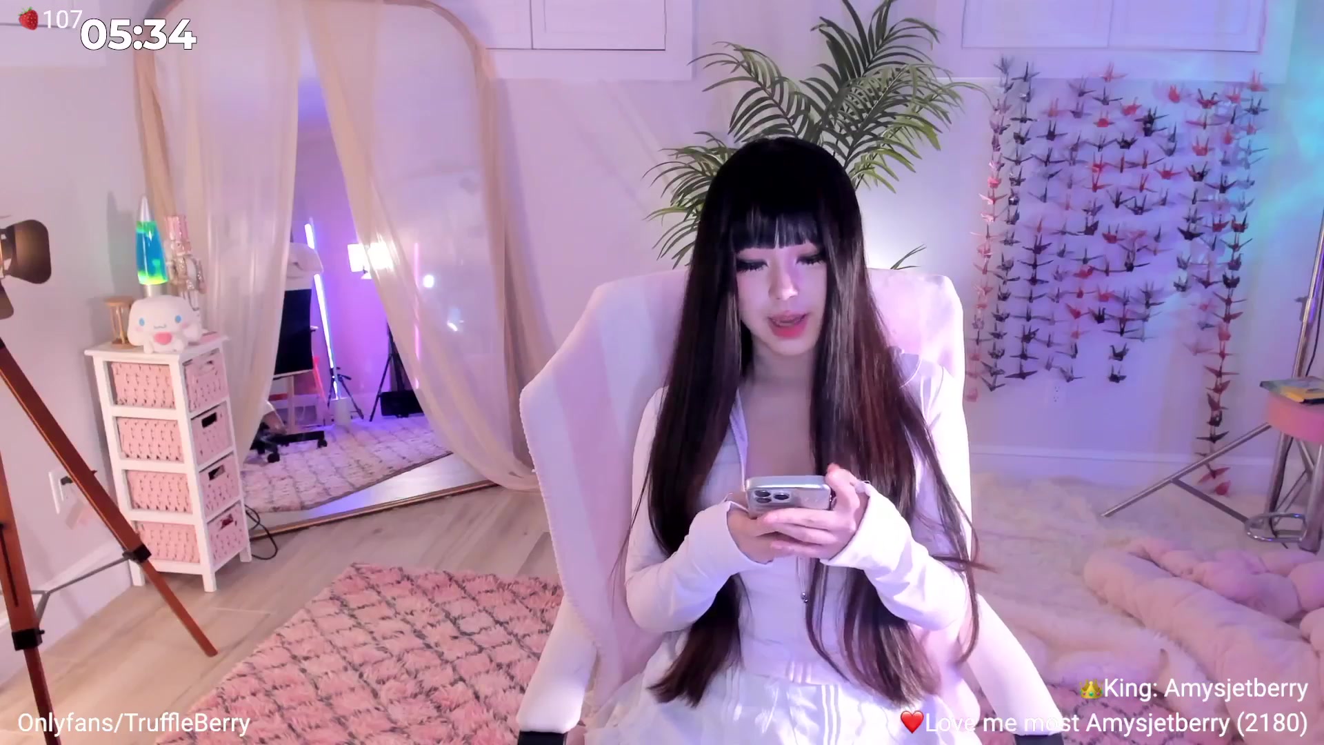 Gallery image thumbnail from AcaiBerry's myfreecams stream on, 03/28/2026, 05:07 image 18 of 20