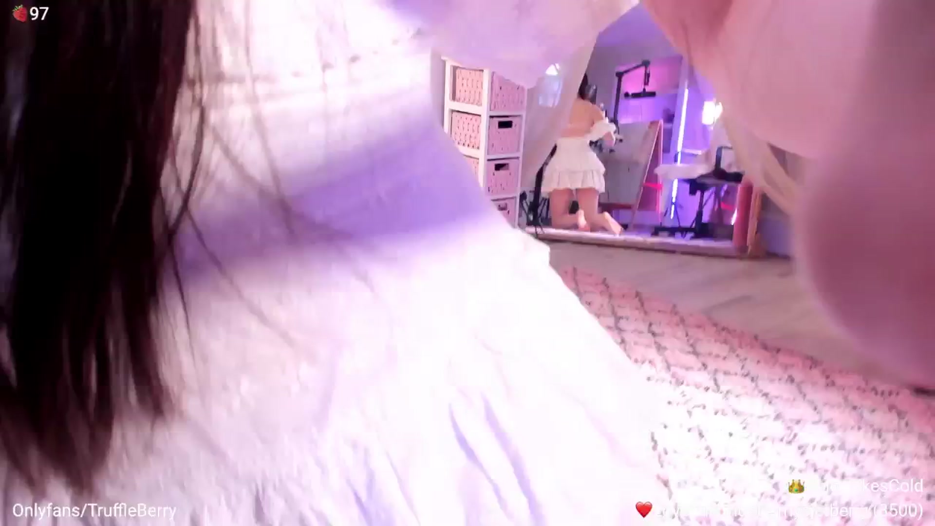 Gallery image thumbnail from AcaiBerry's myfreecams stream on, 03/29/2026, 07:26 image 13 of 20