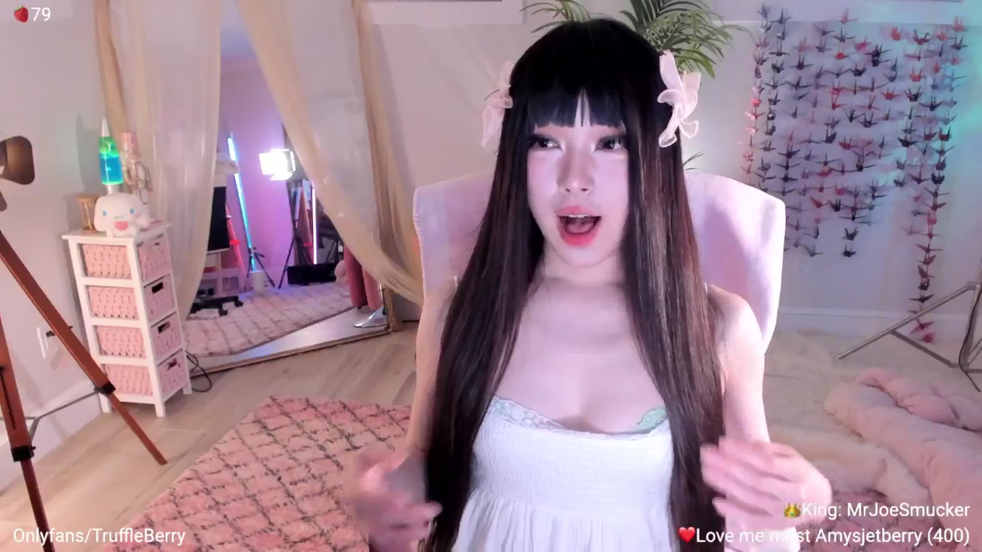 Gallery image thumbnail from AcaiBerry's myfreecams stream on, 04/04/2026, 07:04 image 10 of 20