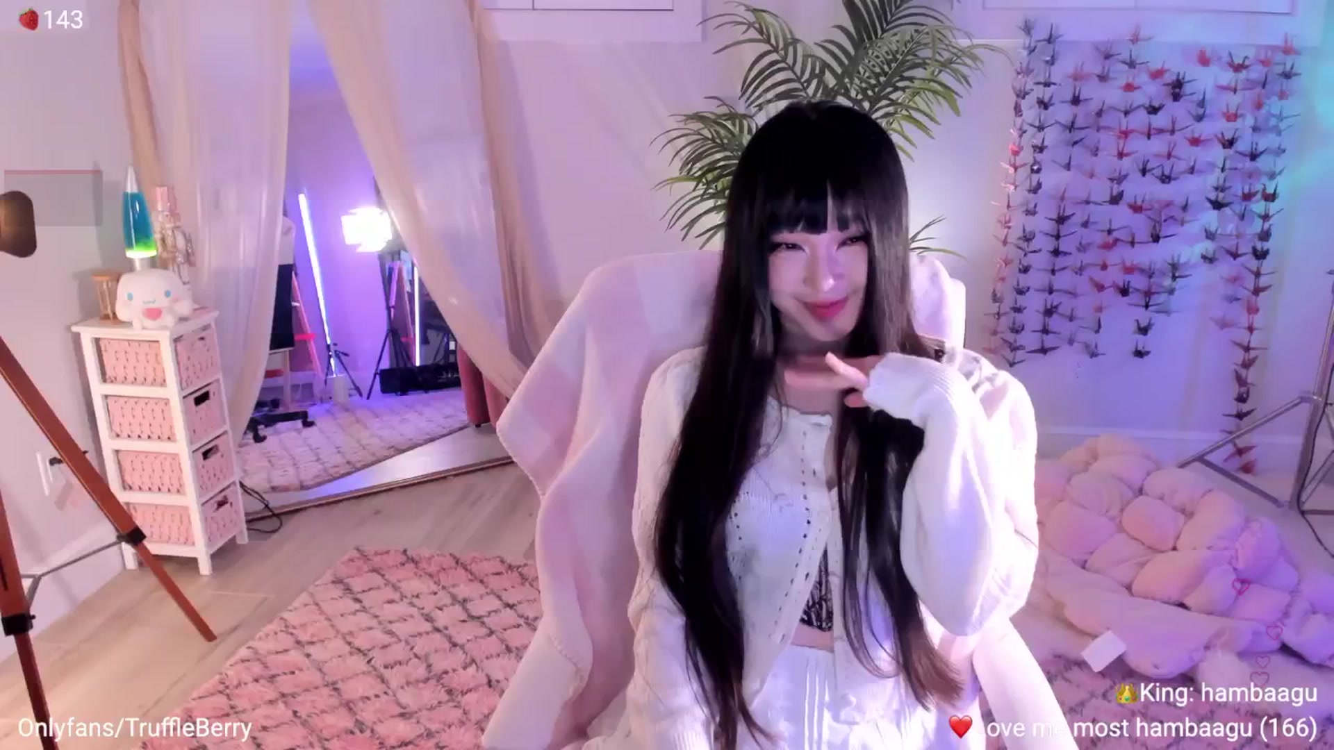 Gallery image thumbnail from AcaiBerry's myfreecams stream on, 04/12/2026, 04:44 image 9 of 20