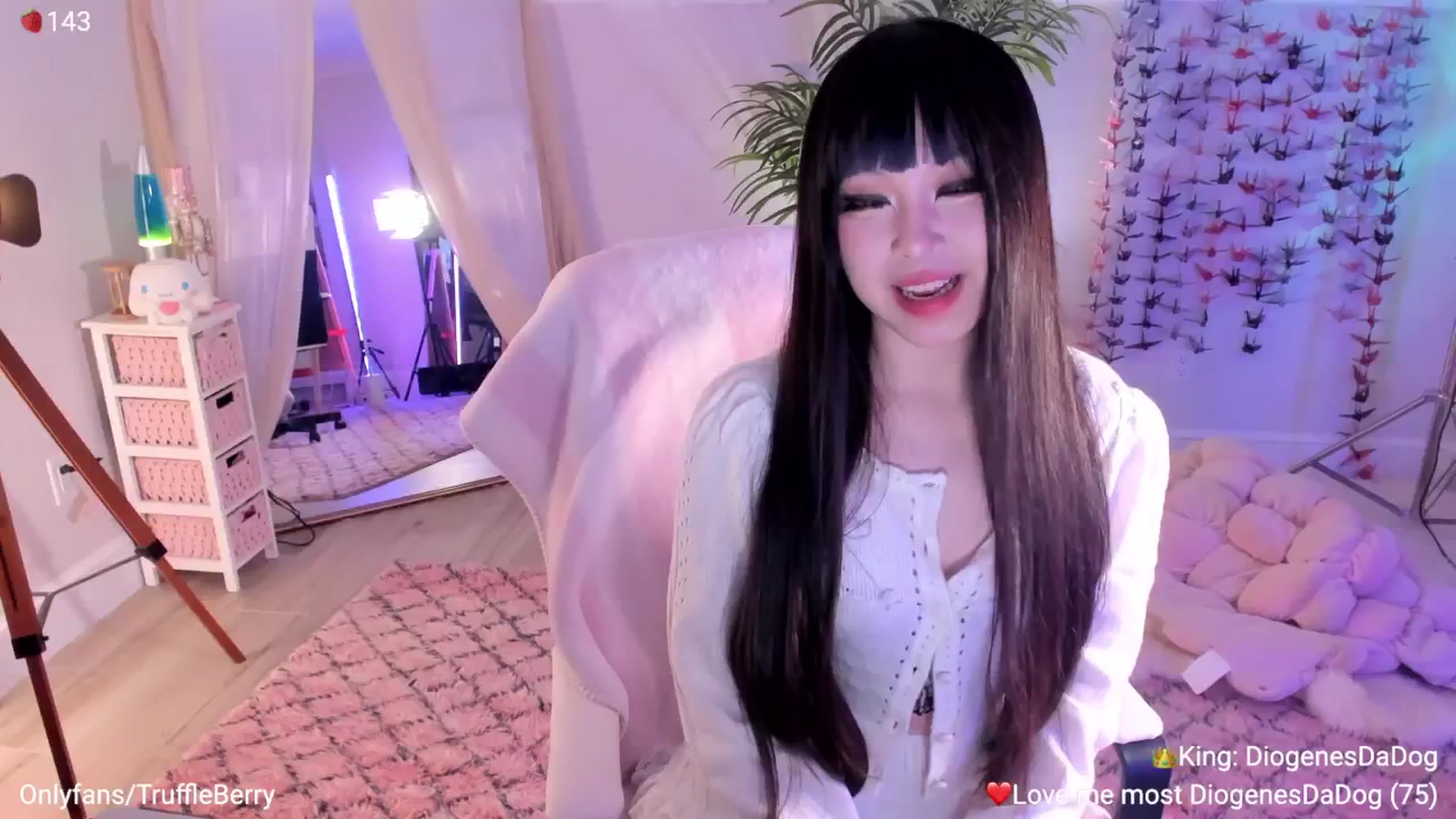 Gallery image thumbnail from AcaiBerry's myfreecams stream on, 04/12/2026, 04:44 image 7 of 20