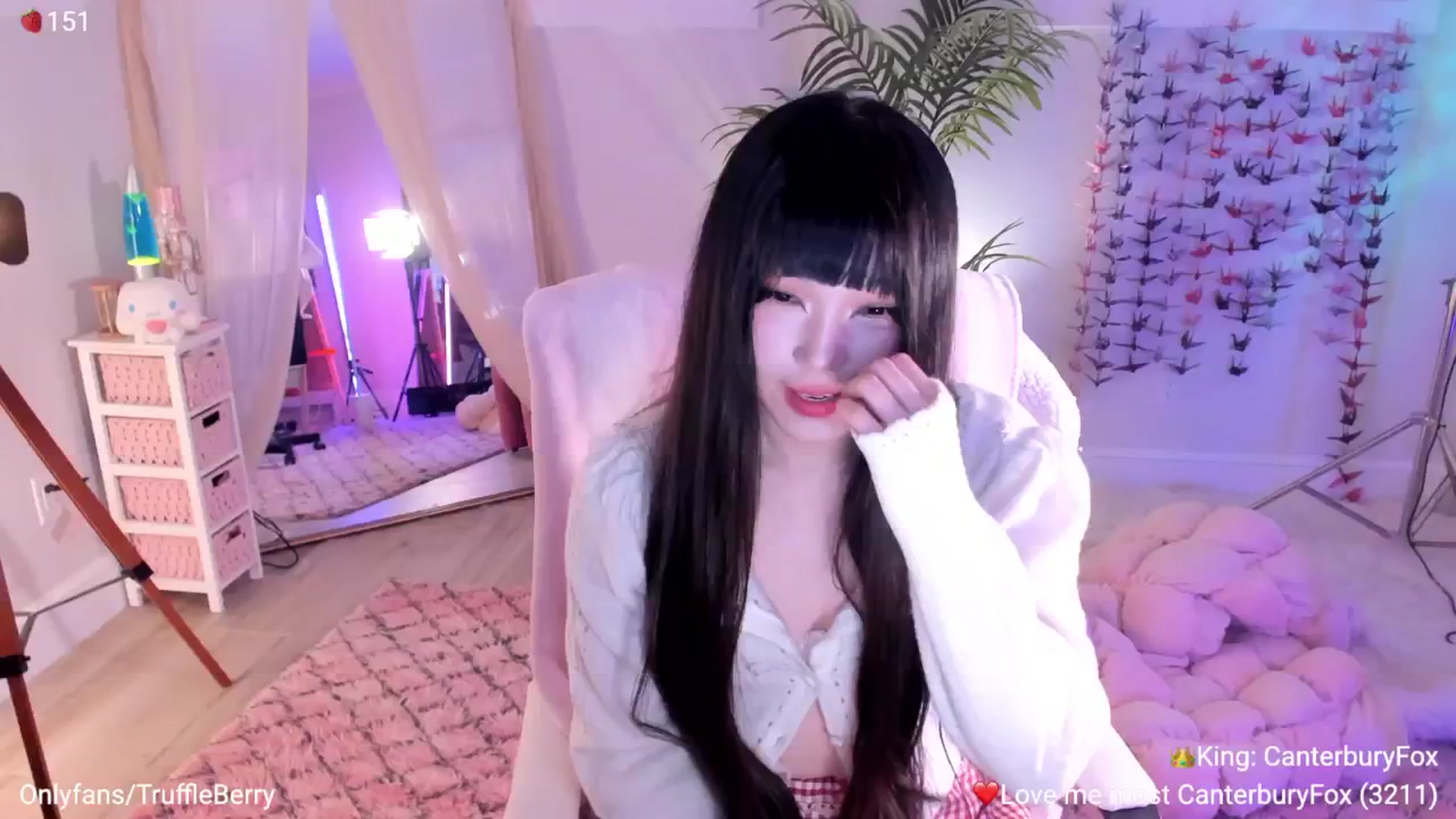 Gallery image thumbnail from AcaiBerry's myfreecams stream on, 04/16/2026, 05:44 image 9 of 20