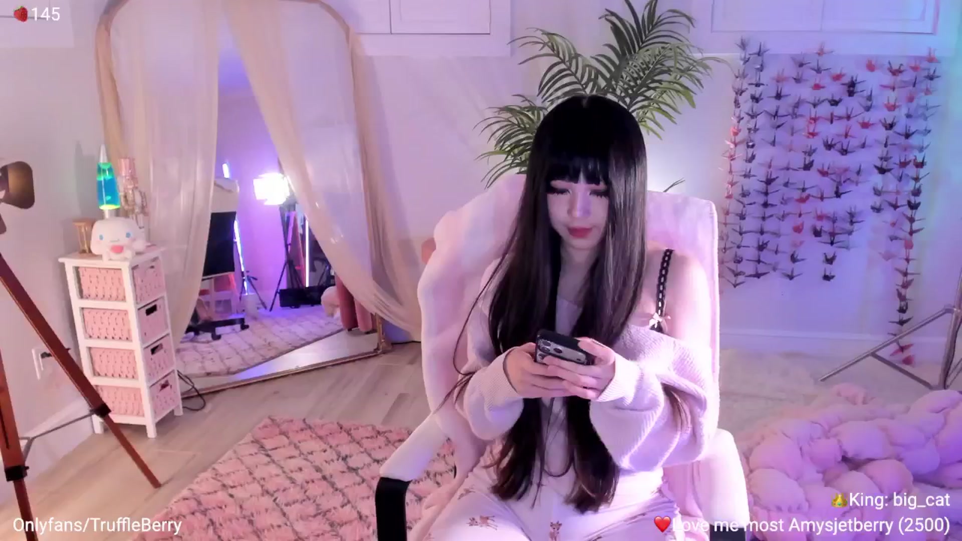 Gallery image thumbnail from AcaiBerry's myfreecams stream on, 04/18/2026, 06:03 image 8 of 20