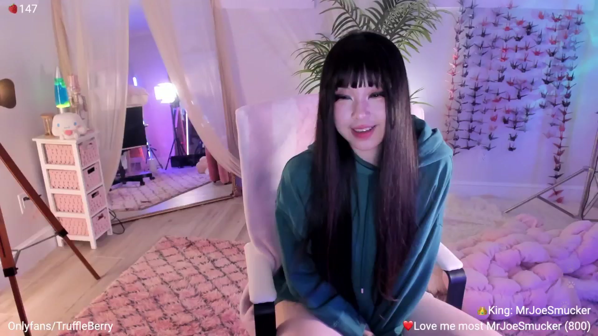 Gallery image thumbnail from AcaiBerry's myfreecams stream on, 04/19/2026, 05:11 image 11 of 20