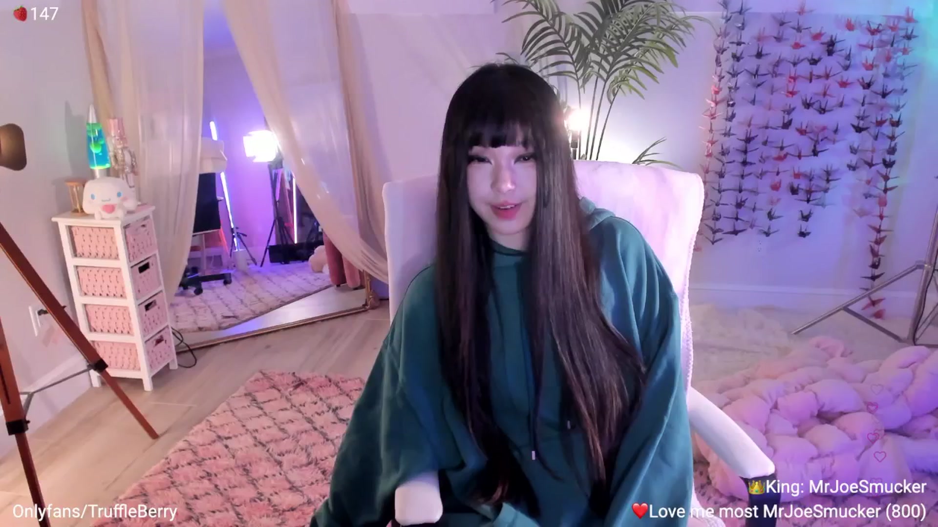 Gallery image thumbnail from AcaiBerry's myfreecams stream on, 04/19/2026, 05:11 image 9 of 20
