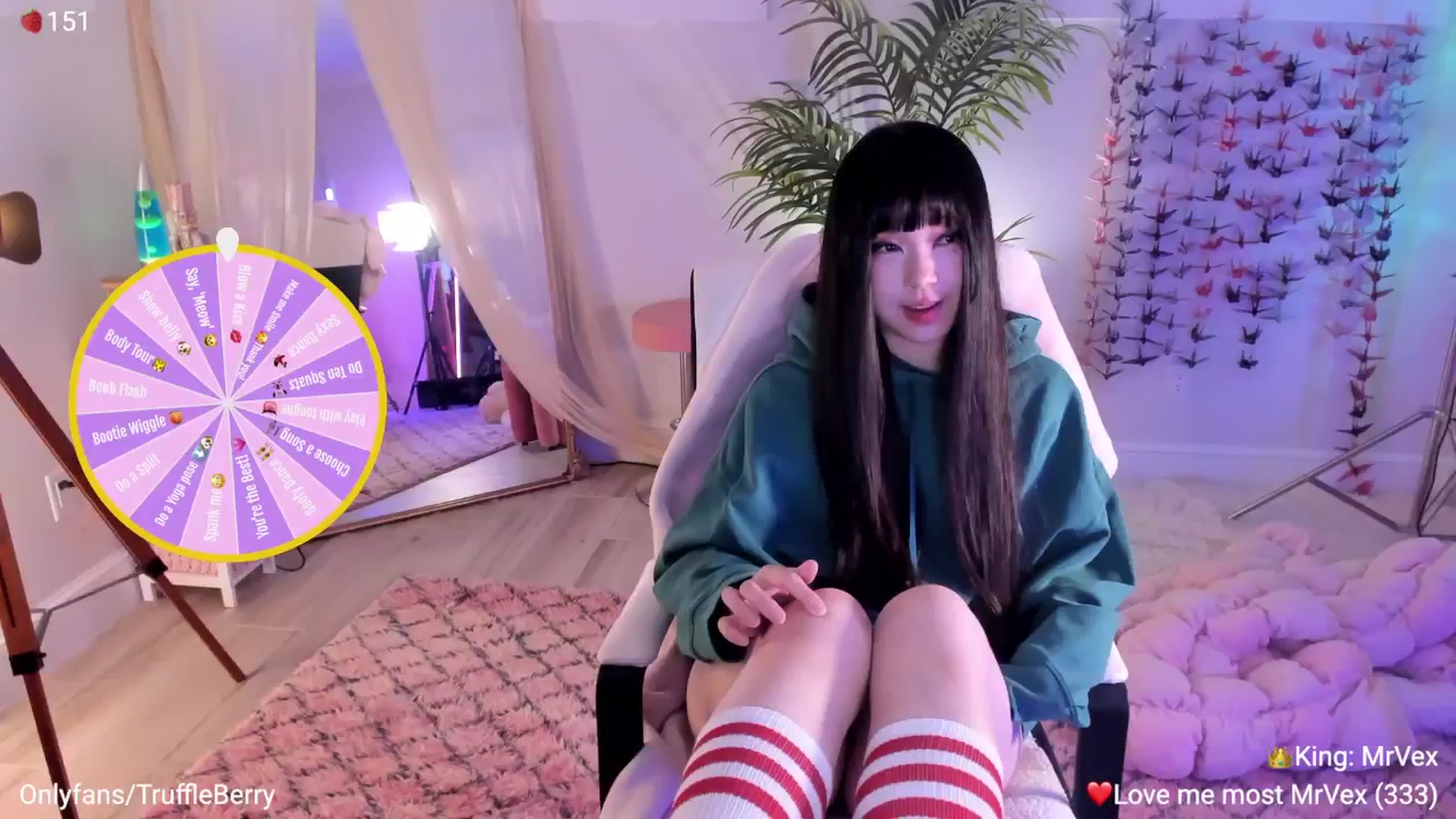 Gallery image thumbnail from AcaiBerry's myfreecams stream on, 04/19/2026, 05:11 image 5 of 20