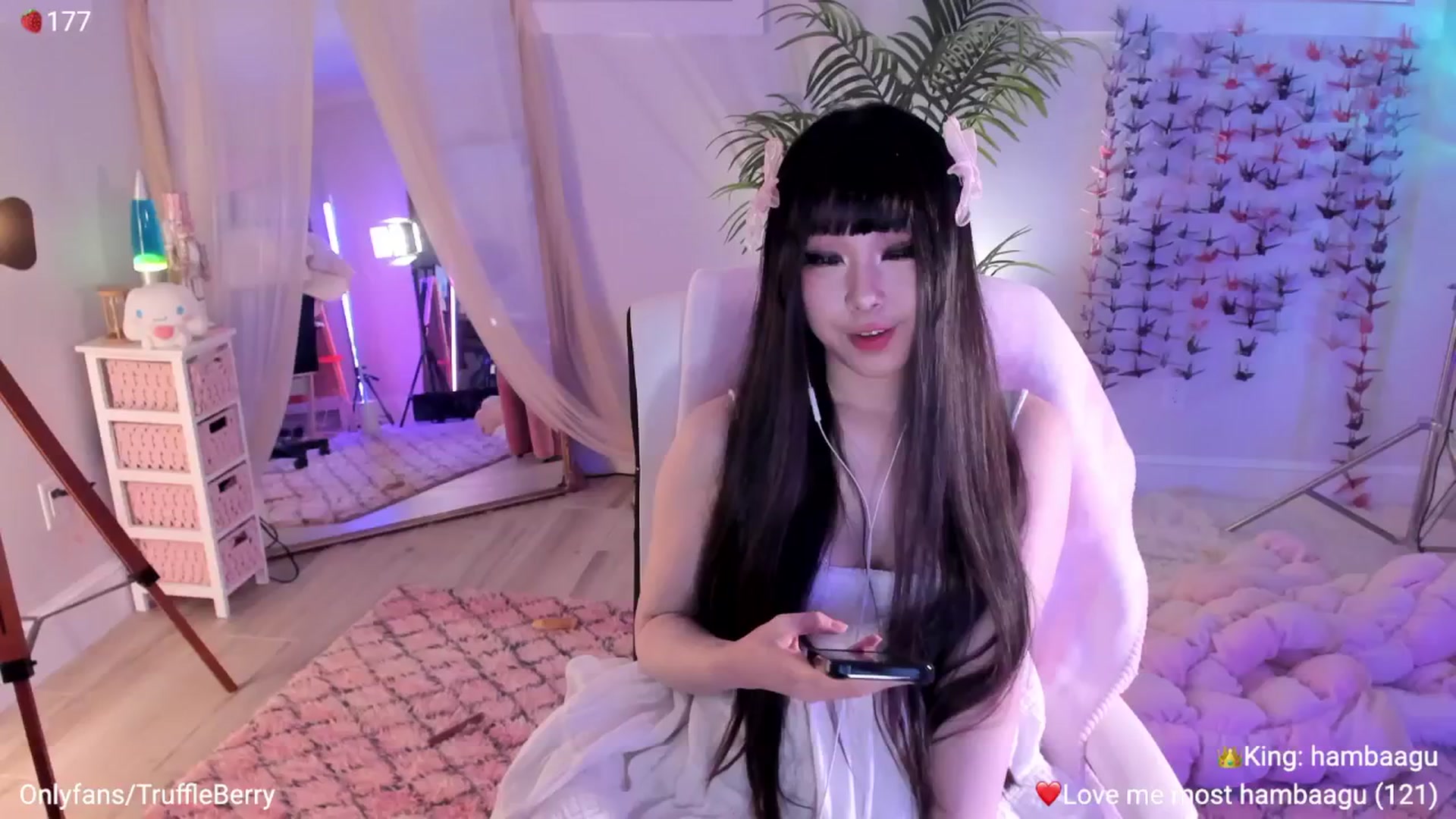 Gallery image thumbnail from AcaiBerry's myfreecams stream on, 04/23/2026, 05:38 image 3 of 20